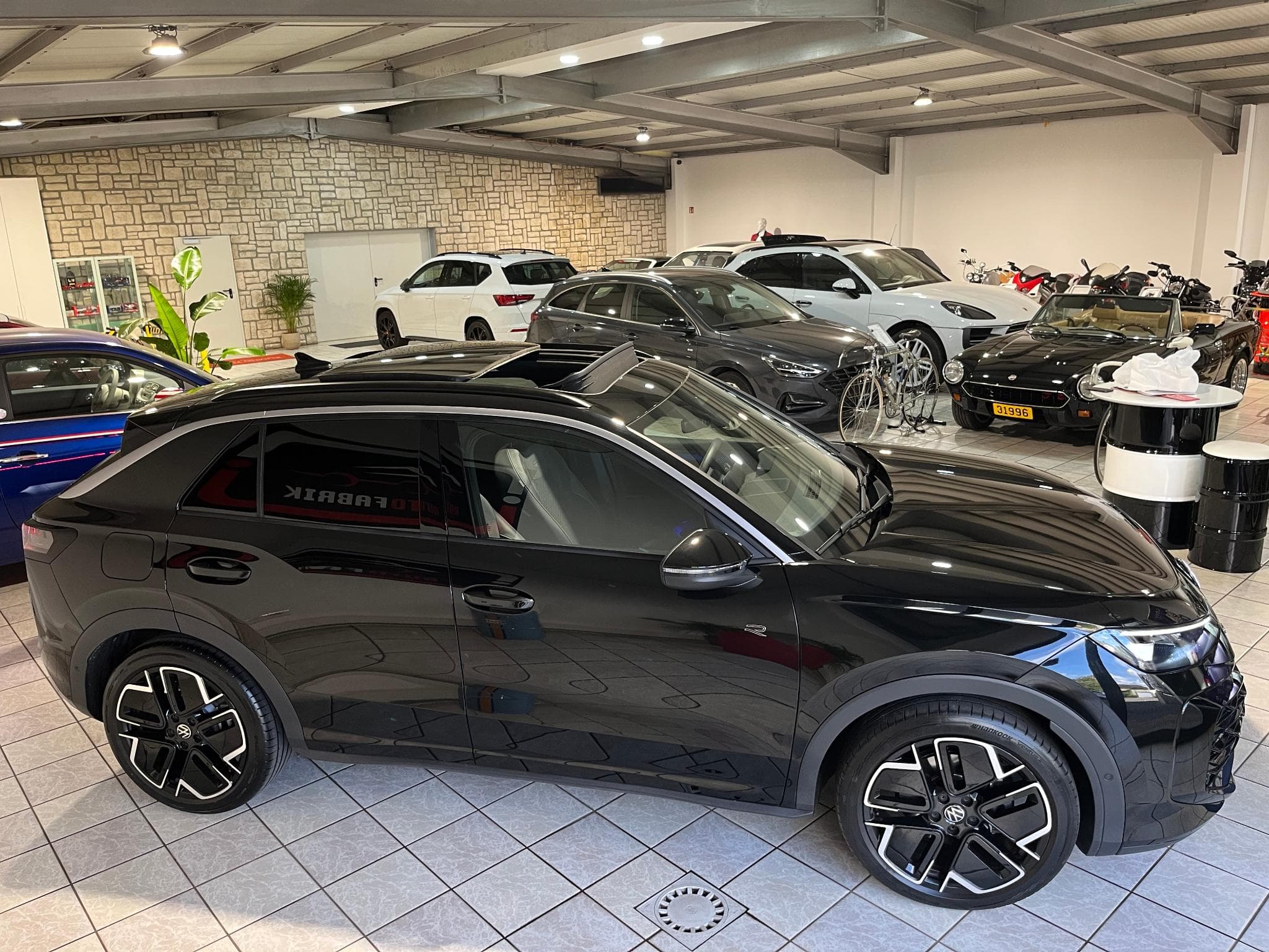 VW T-Roc 1.5 eTSI DSG R-Line *Toit Ouvrant/Pano* (2026) - Photo 7