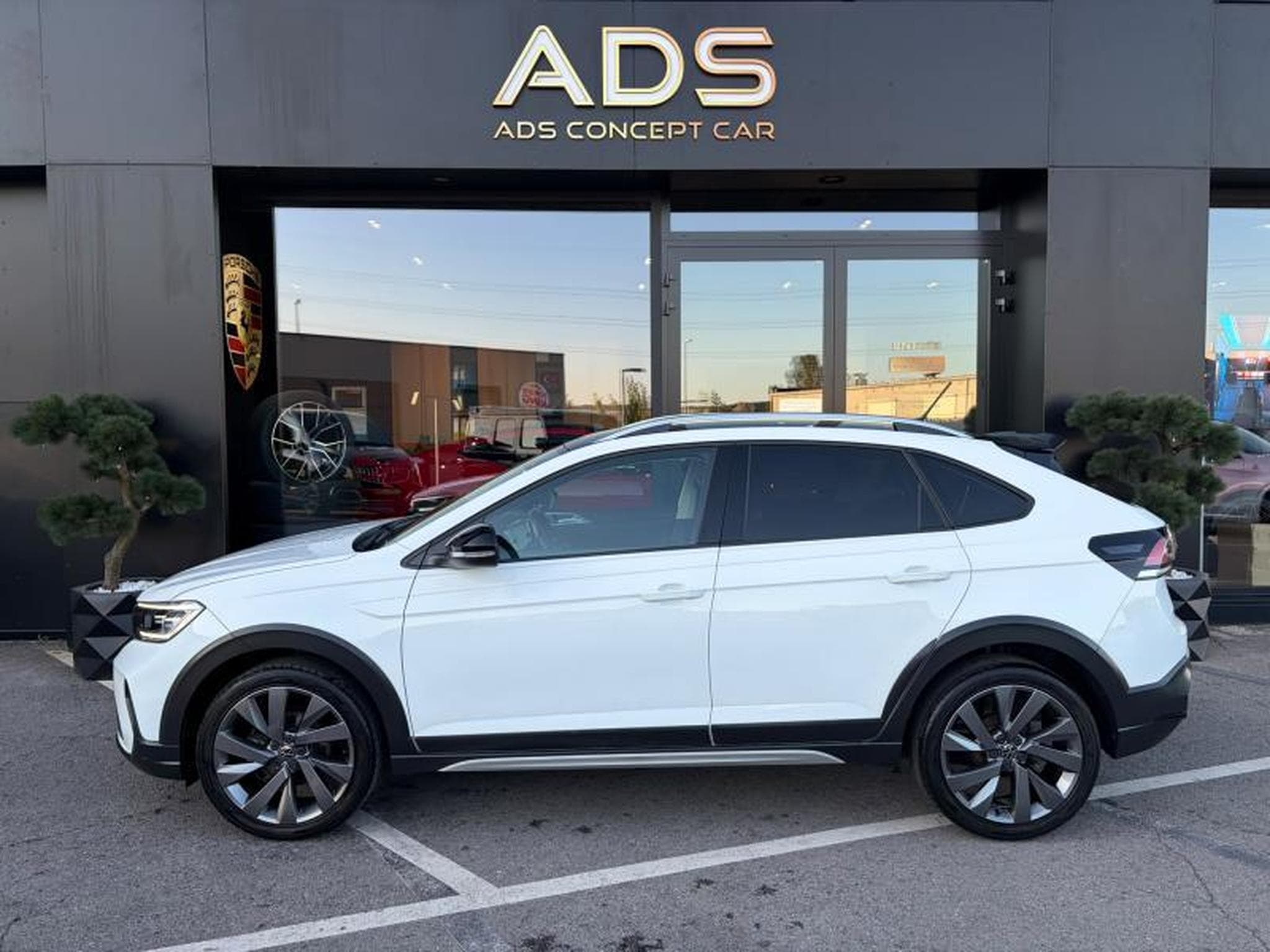 VW Taigo Style 1.0 110ch/BVA/Attelage/CarPlay/Camera/Sièges chauffant (2022) - Photo 3