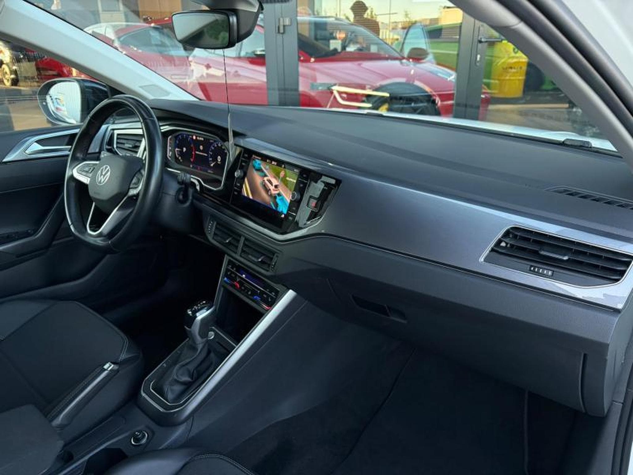 VW Taigo Style 1.0 110ch/BVA/Attelage/CarPlay/Camera/Sièges chauffant (2022) - Photo 9