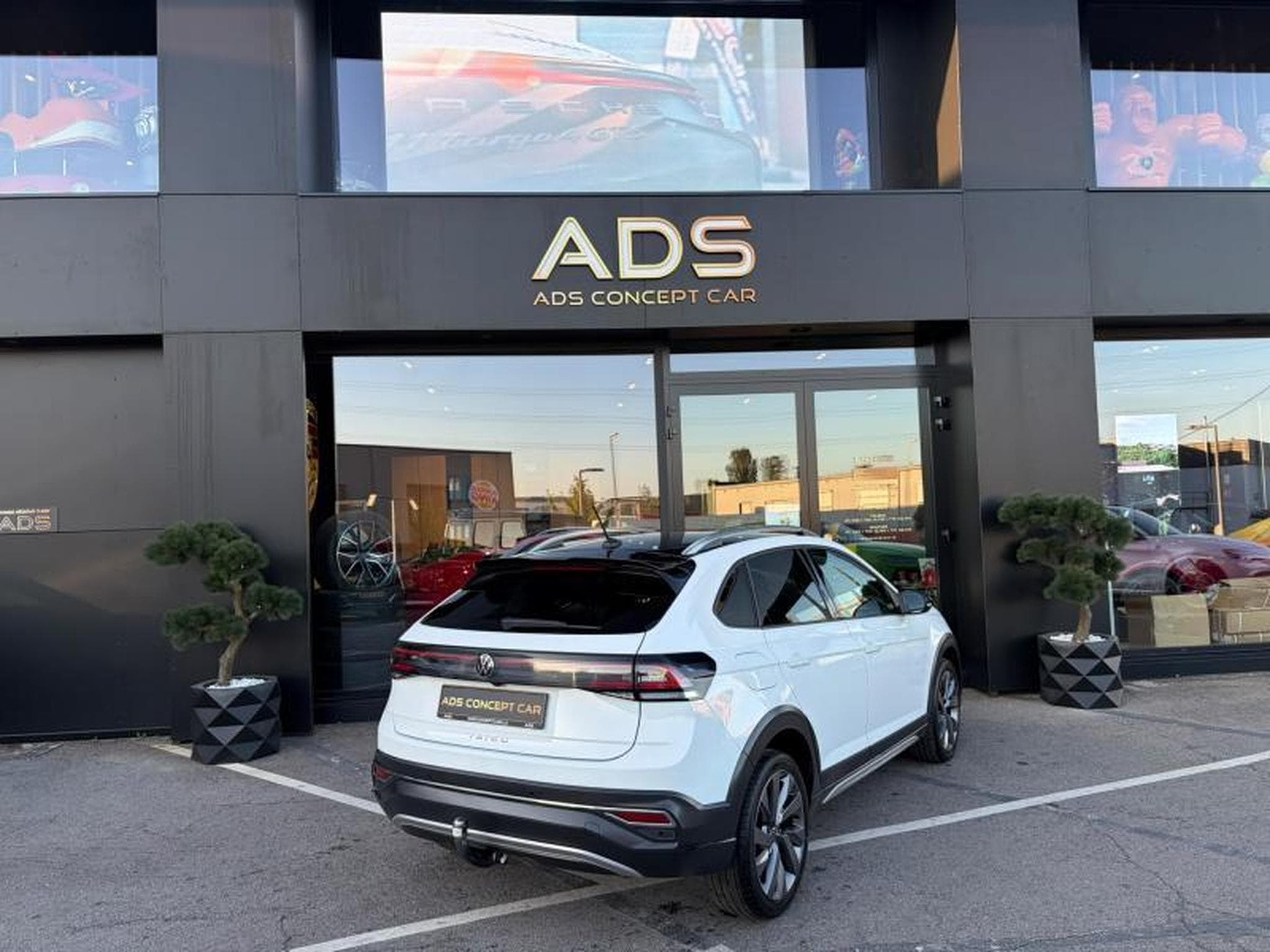 VW Taigo Style 1.0 110ch/BVA/Attelage/CarPlay/Camera/Sièges chauffant (2022) - Photo 17
