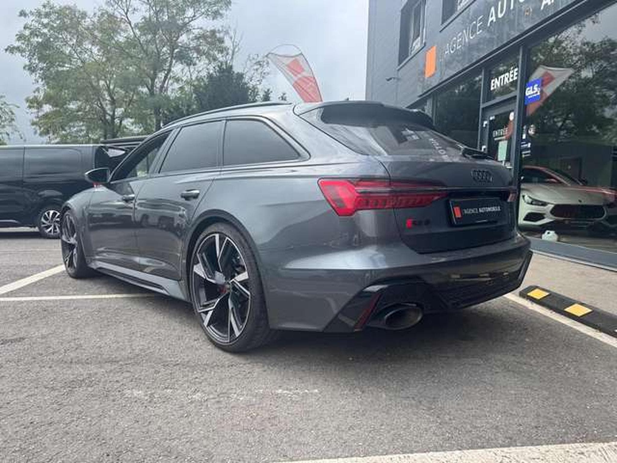 Audi RS6 RS6 PERFORMANCE / TVA RECUP / 1ER OWNER / JUSQU'A 36 MOIS DE (2023) - Photo 7