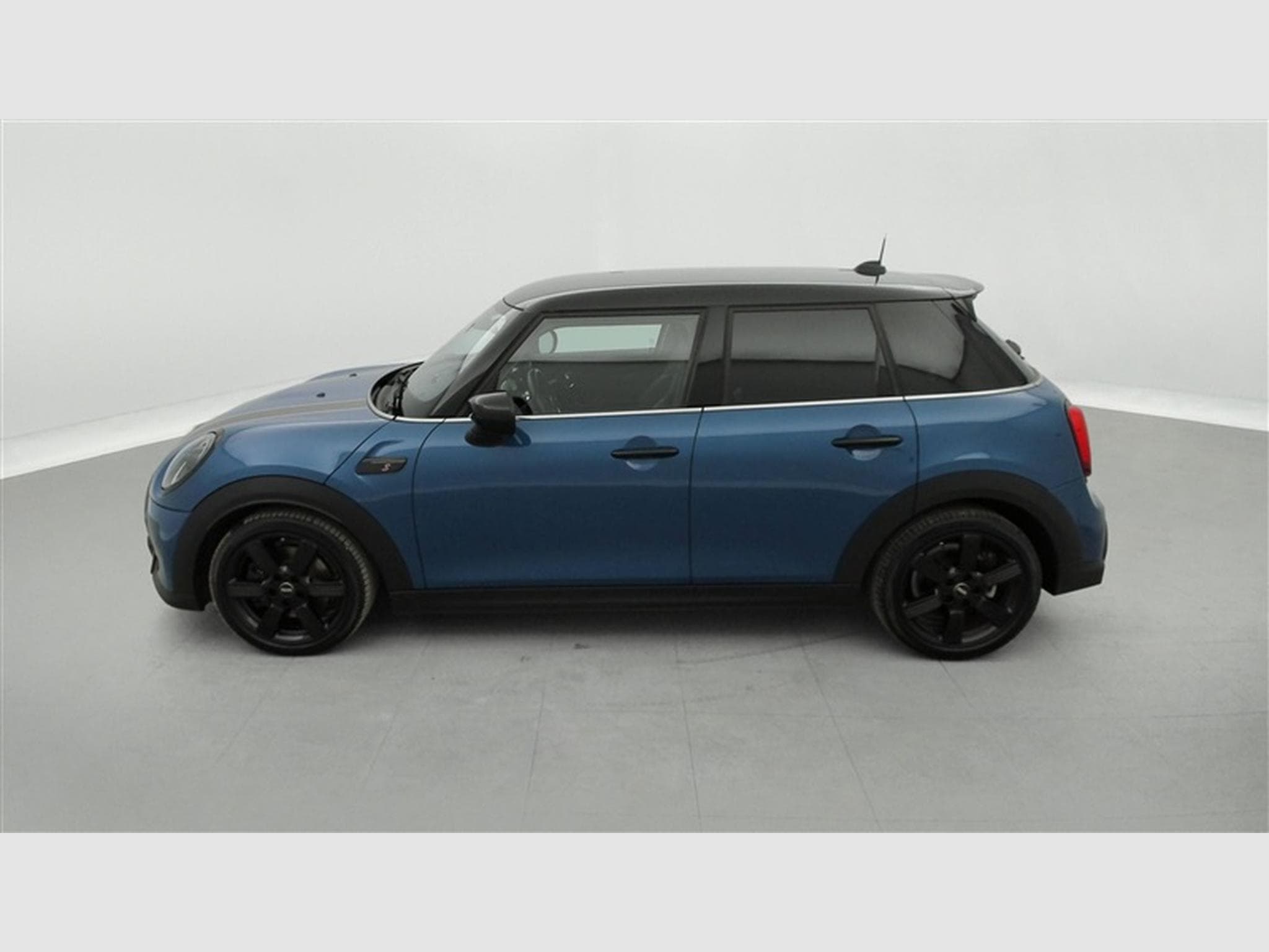 MINI Cooper Mini 2.0A Cooper S OPF DCT CAM/CARPLAY (2021) - Photo 3