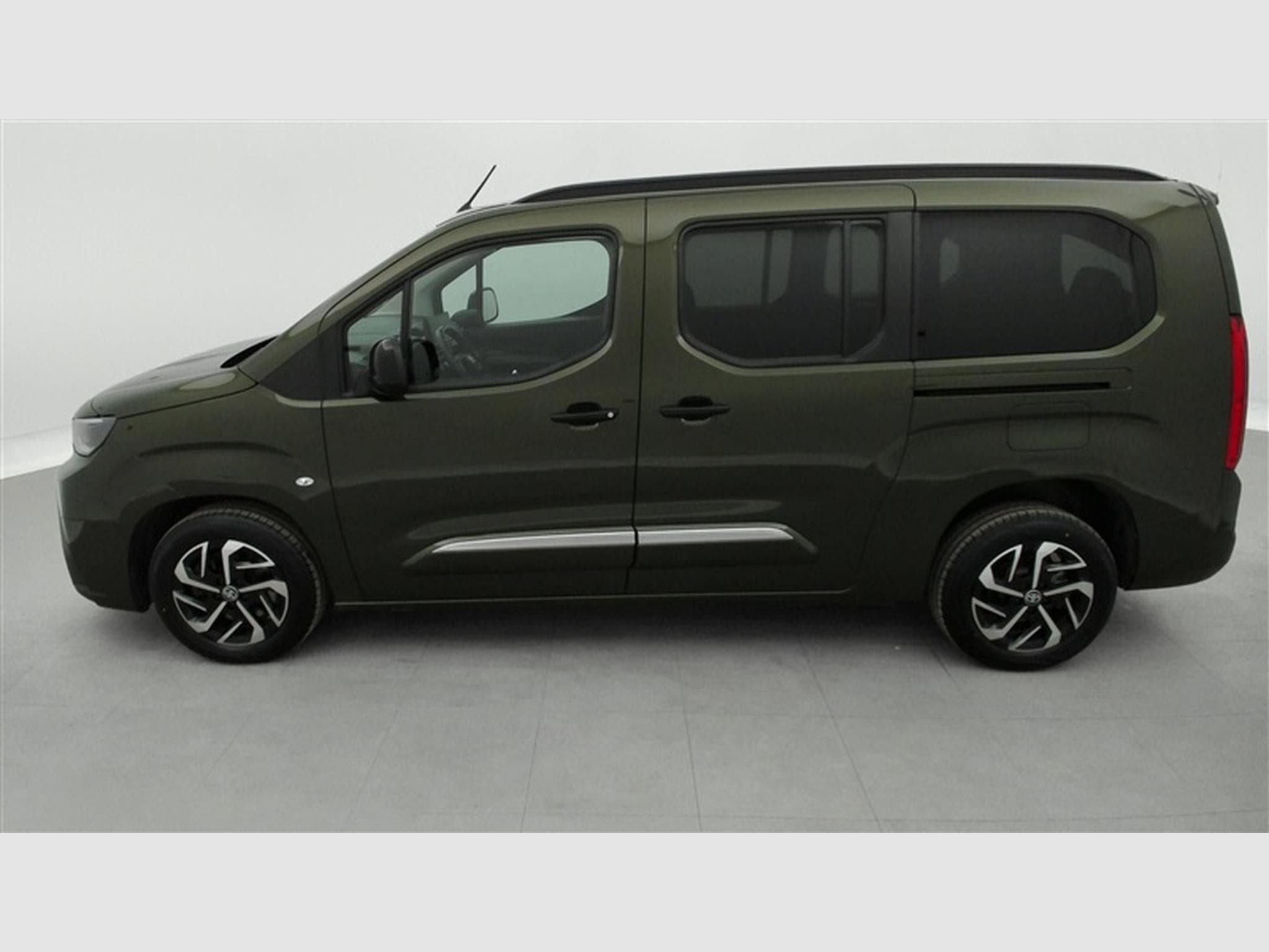 Toyota Proace PROACE CITY VERSO PASSANGER LWB FAMILI 7 PL (2025) - Photo 3