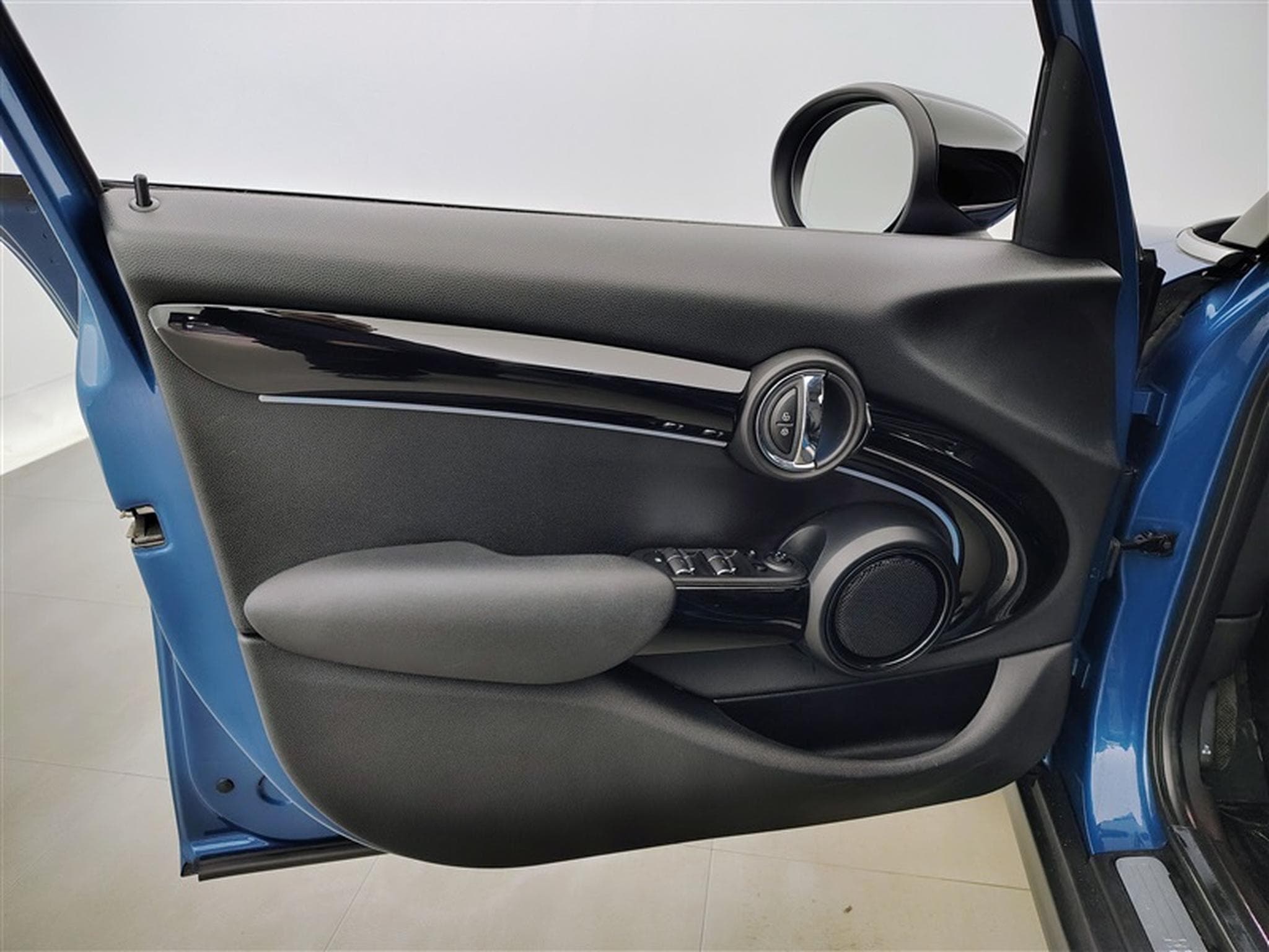 MINI Cooper Mini 2.0A Cooper S OPF DCT CAM/CARPLAY (2021) - Photo 17