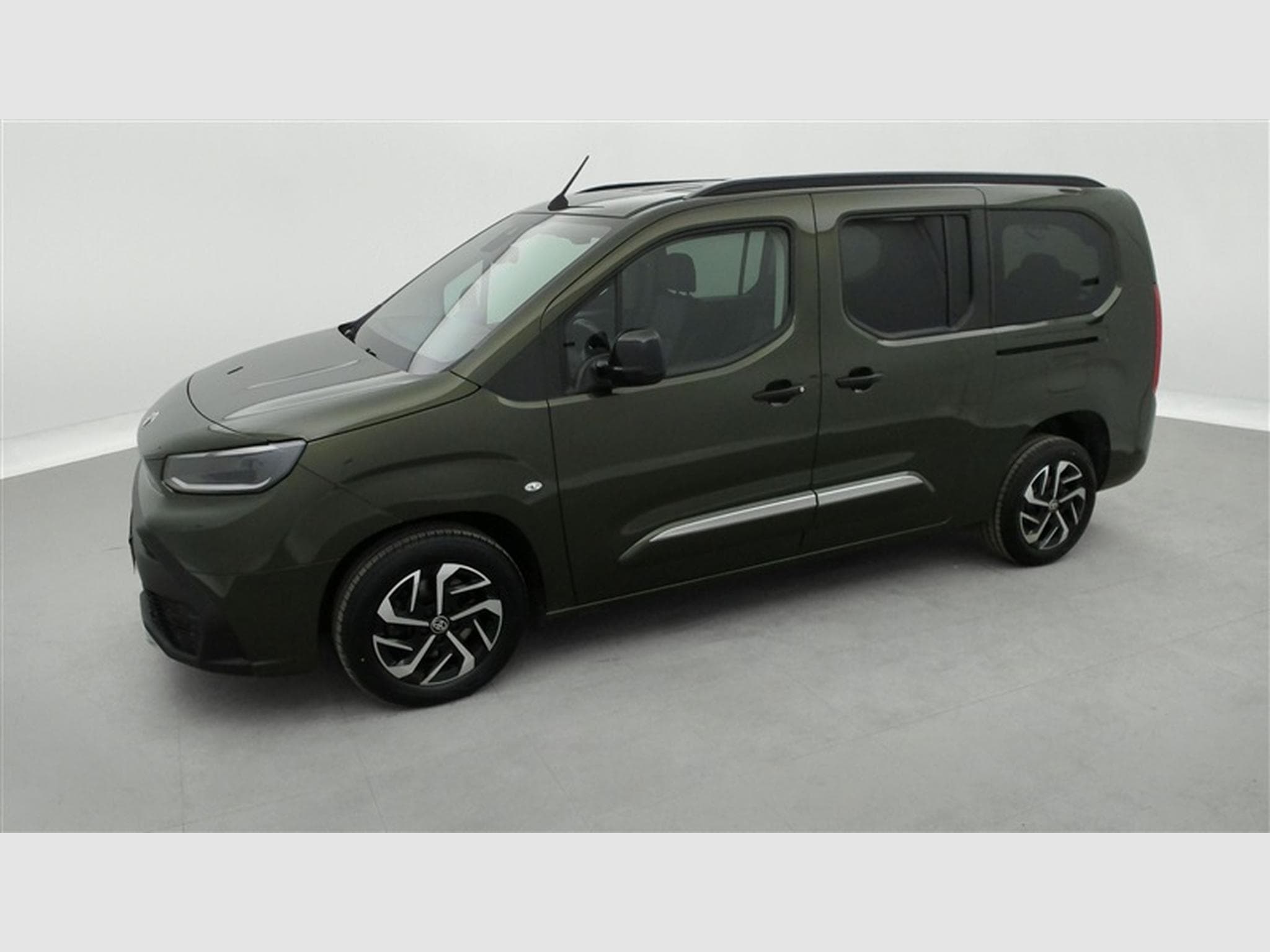 Toyota Proace PROACE CITY VERSO PASSANGER LWB FAMILI 7 PL (2025) - Photo 24
