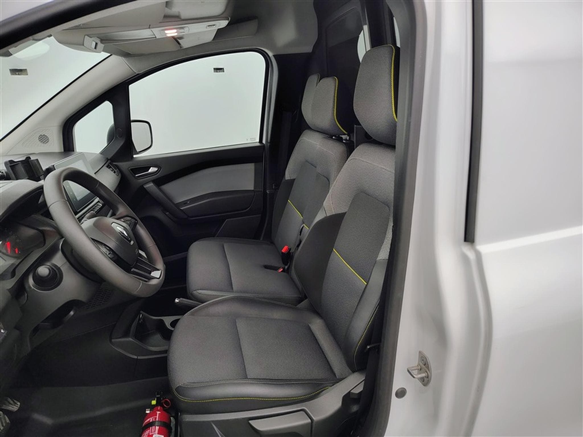 Renault Kangoo 1.5 Blue dCi L2 Confort EDC (2024) - Photo 7