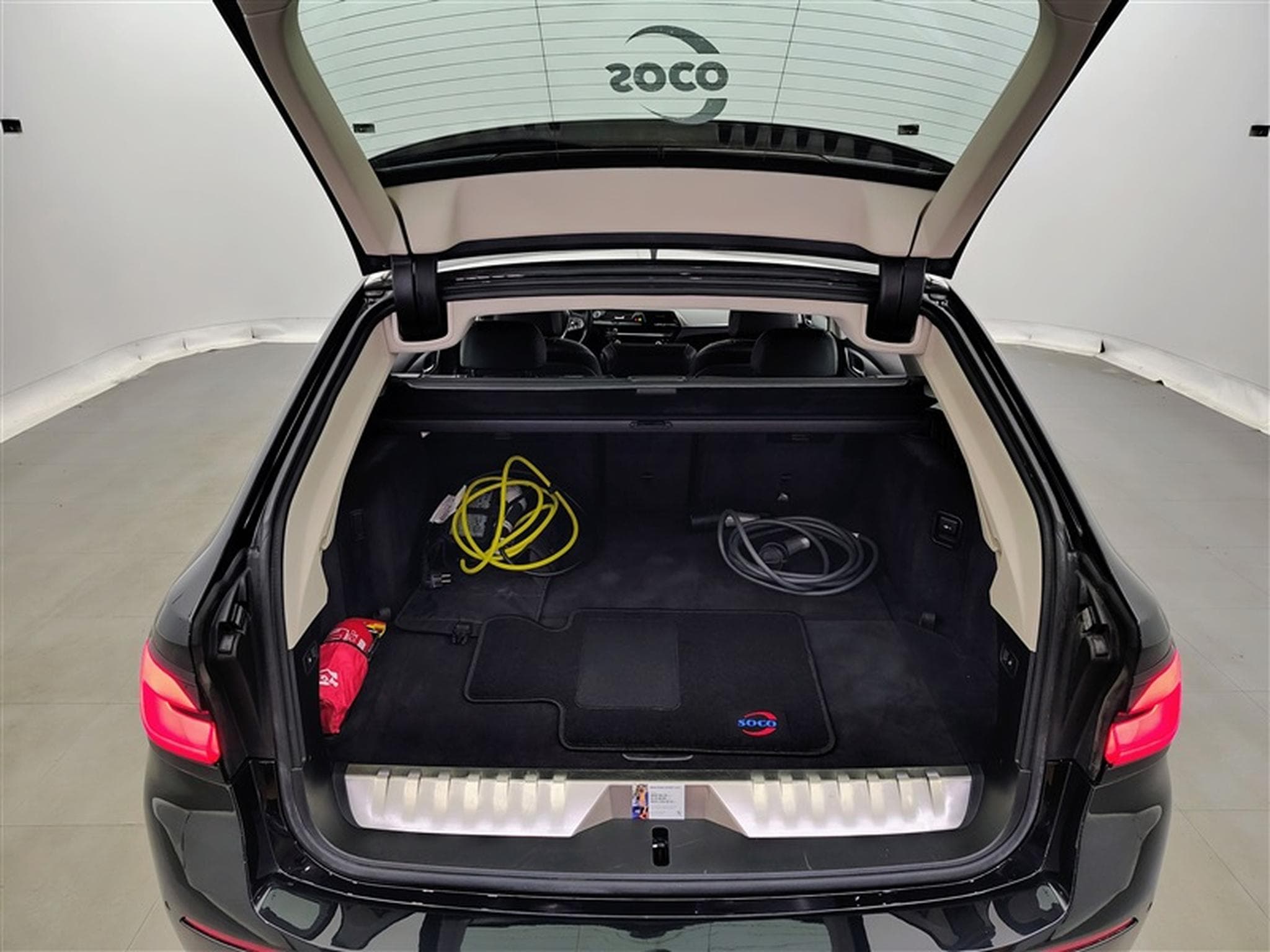 BMW 530 Touring 530eA PHEV Luxury  Cuir / Navi / Led (2021) - Photo 14