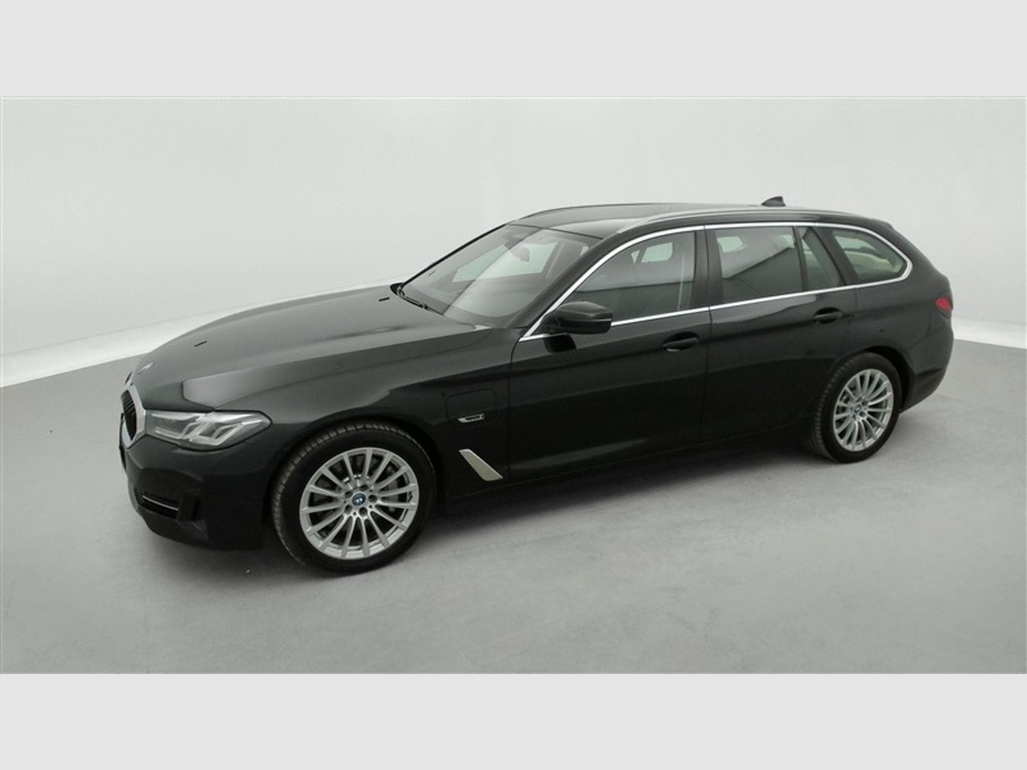 BMW 530 Touring 530eA PHEV Luxury  Cuir / Navi / Led (2021) - Photo 23