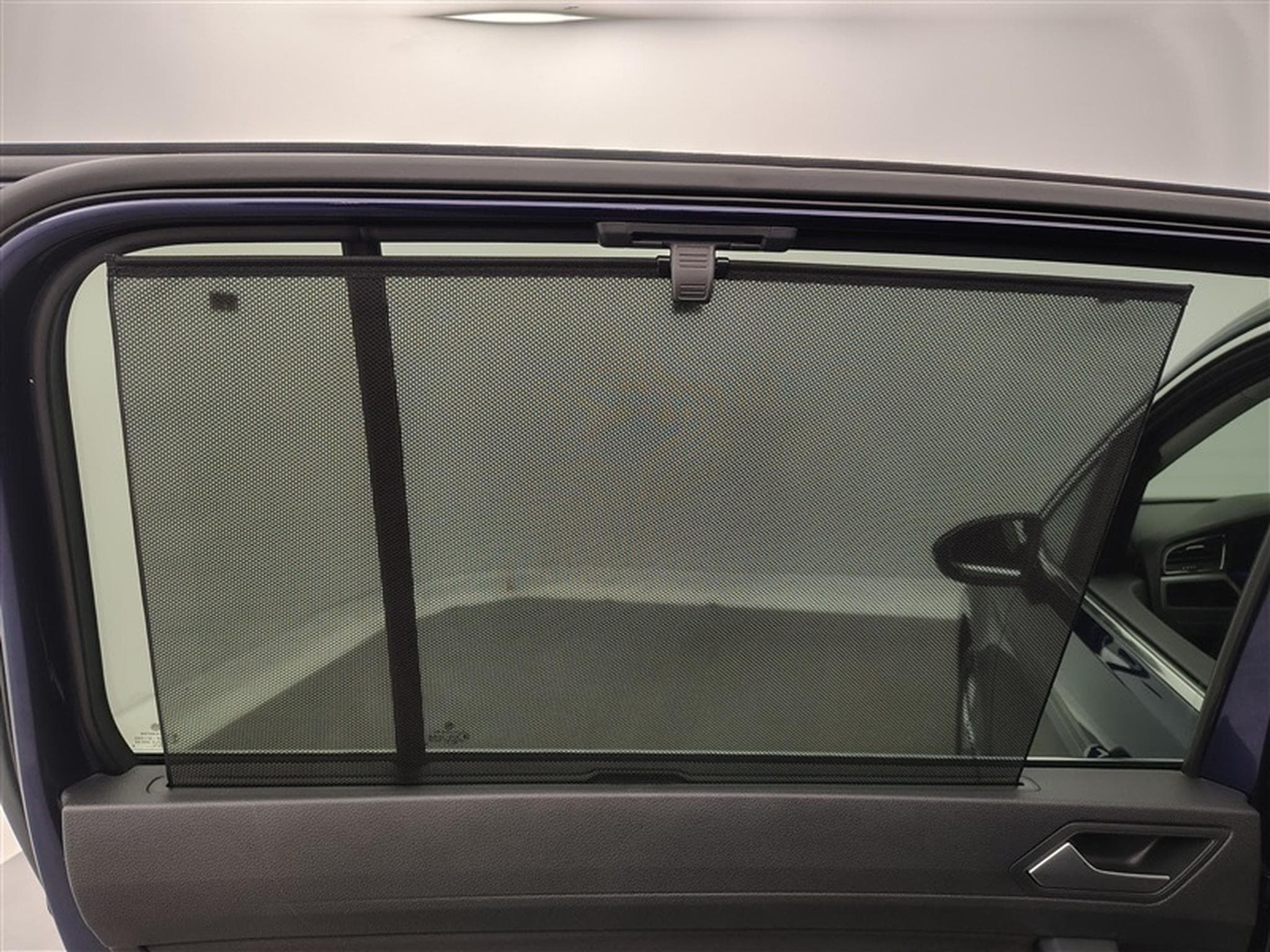 VW Touran 1.5 TSI Highline OPF DSG (2023) - Photo 18