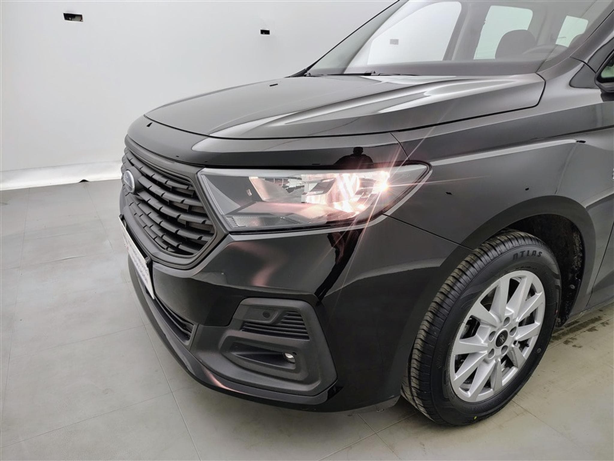 Ford Tourneo TREND 2.0 Ecoblue NAVI/ PDC / APP CONNECT (2024) - Photo 15