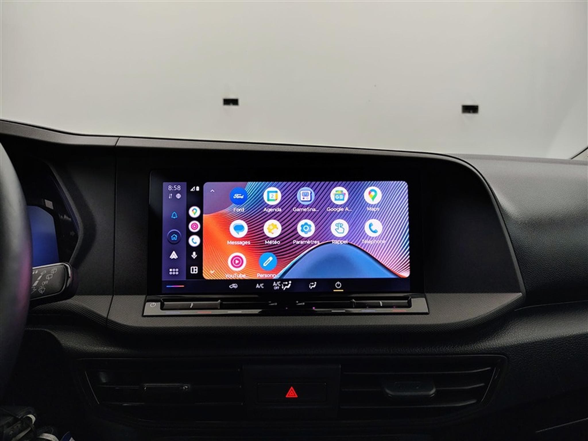 Ford Tourneo TREND 2.0 Ecoblue NAVI/ PDC / APP CONNECT (2024) - Photo 20