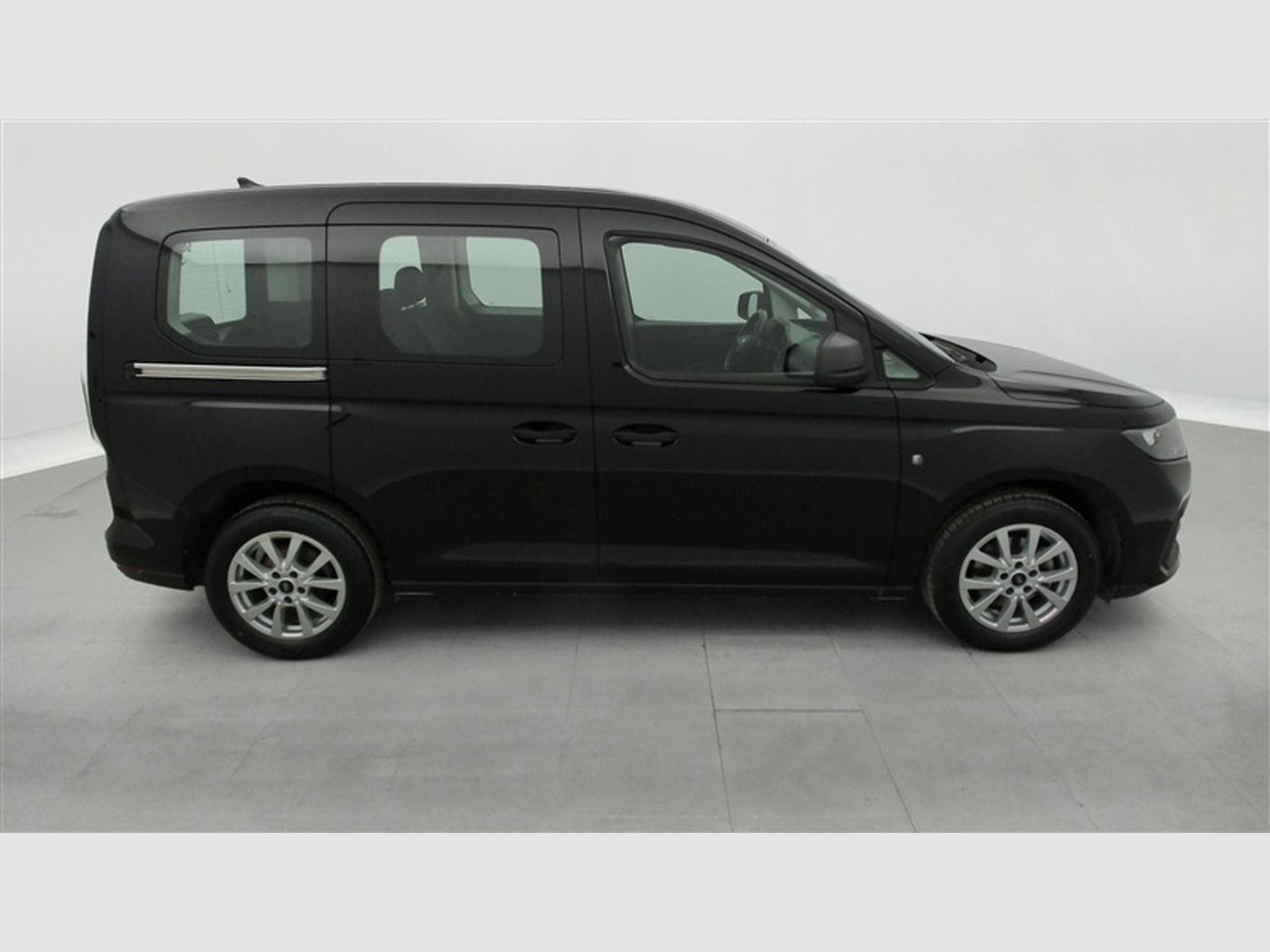 Ford Tourneo TREND 2.0 Ecoblue NAVI/ PDC / APP CONNECT (2024) - Photo 24