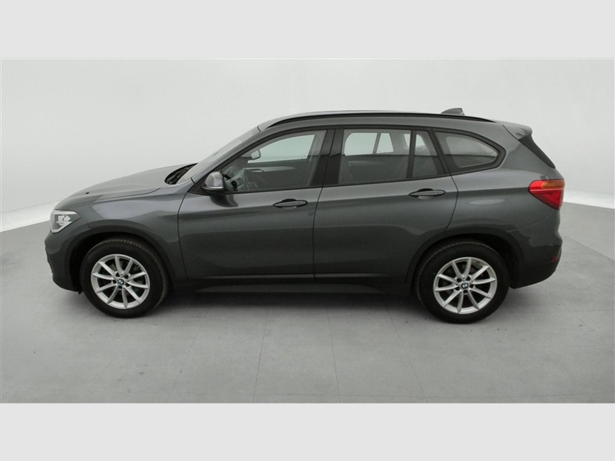 BMW X1 1.5d sDrive18 Cuir / Navi / PDC av+ar (2021) - Foto 3