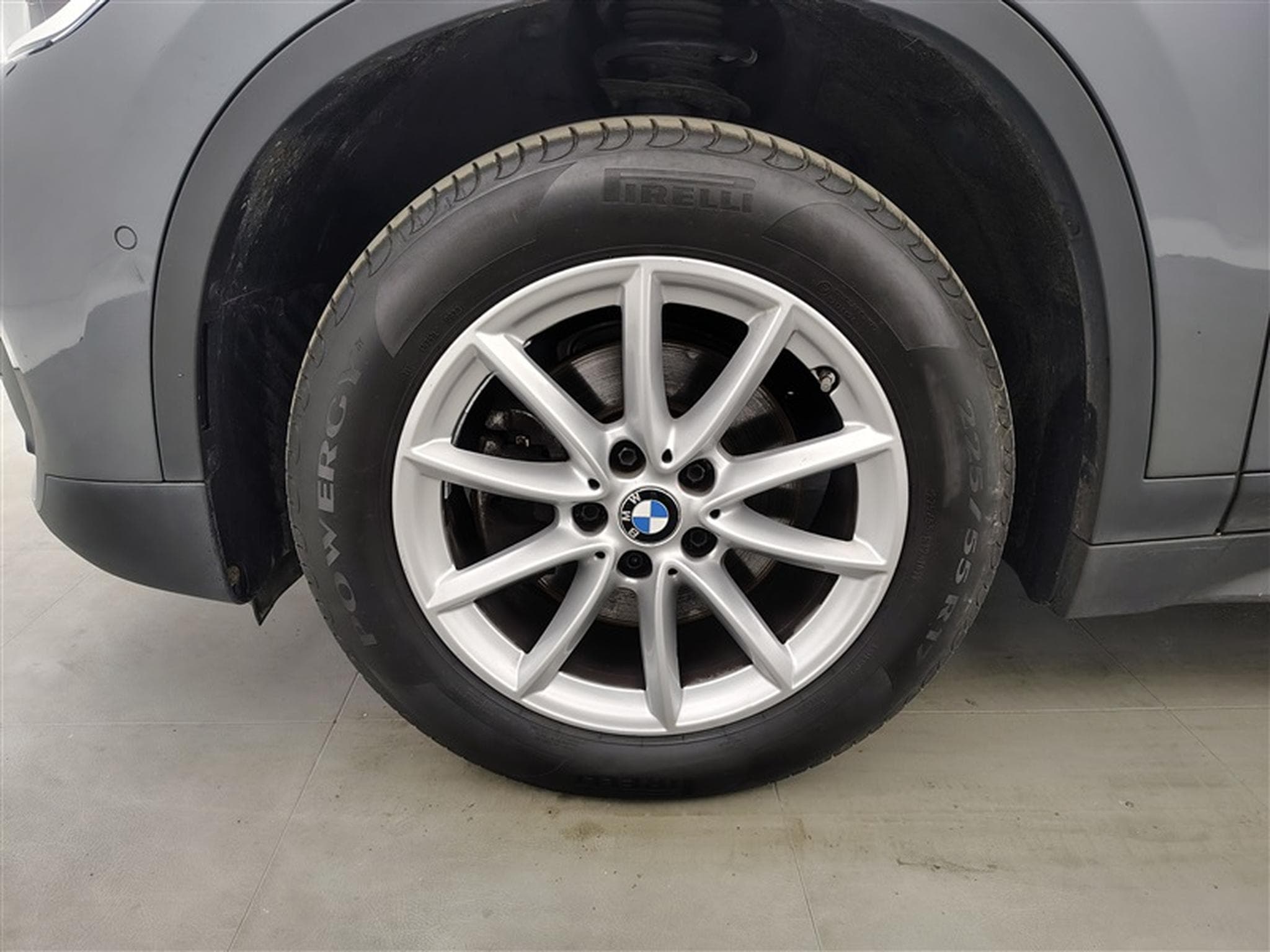 BMW X1 1.5d sDrive18 Cuir / Navi / PDC av+ar (2021) - Foto 6