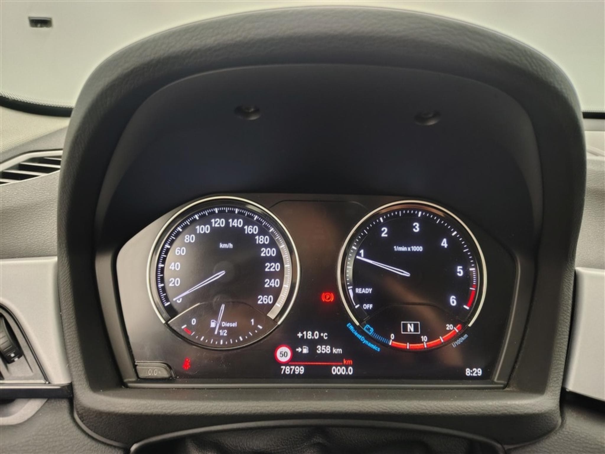 BMW X1 1.5d sDrive18 Cuir / Navi / PDC av+ar (2021) - Foto 10