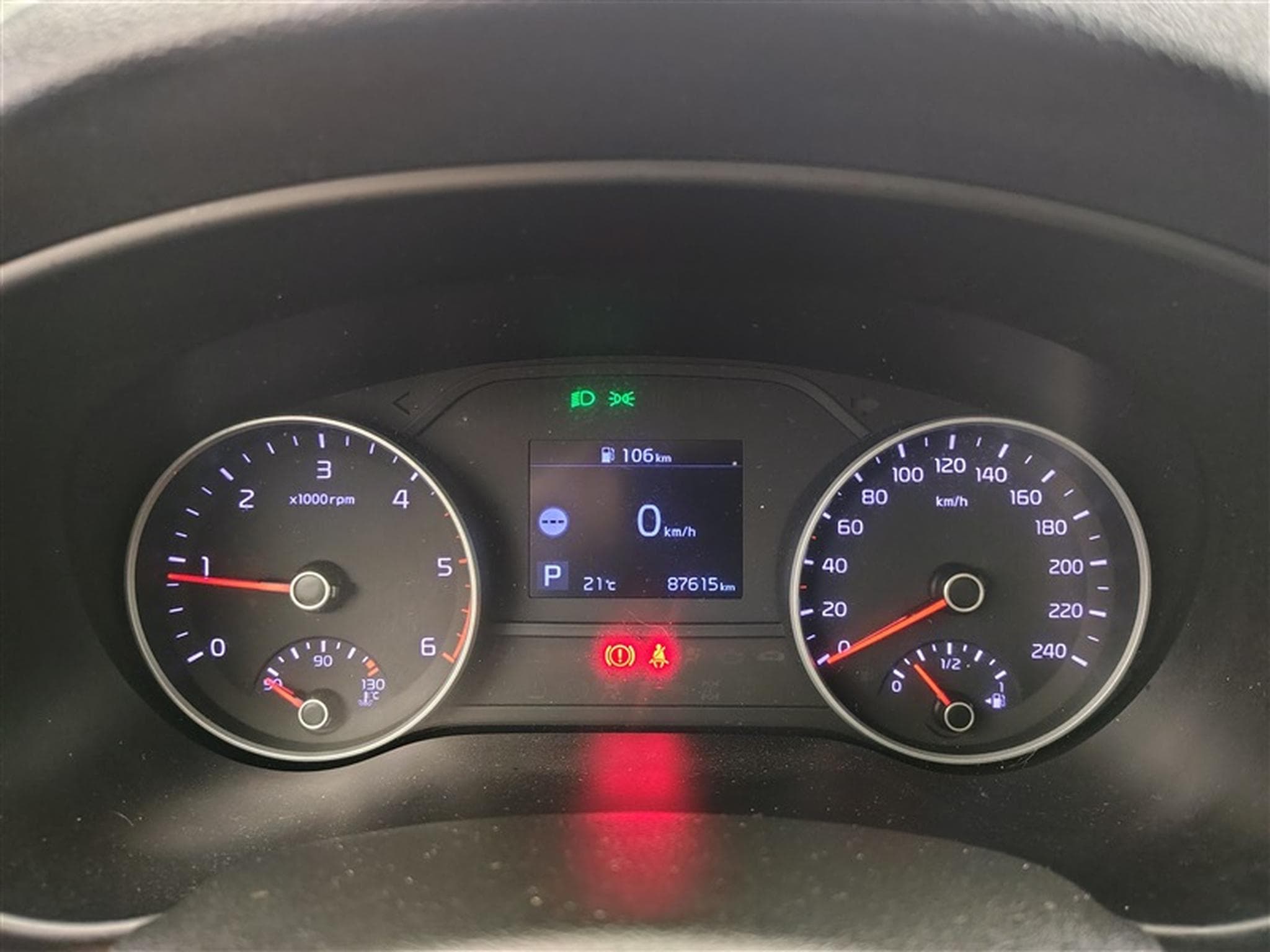 Kia Sportage 1.6 CRDi MHEV Business Line DCT (2020) - Photo 10