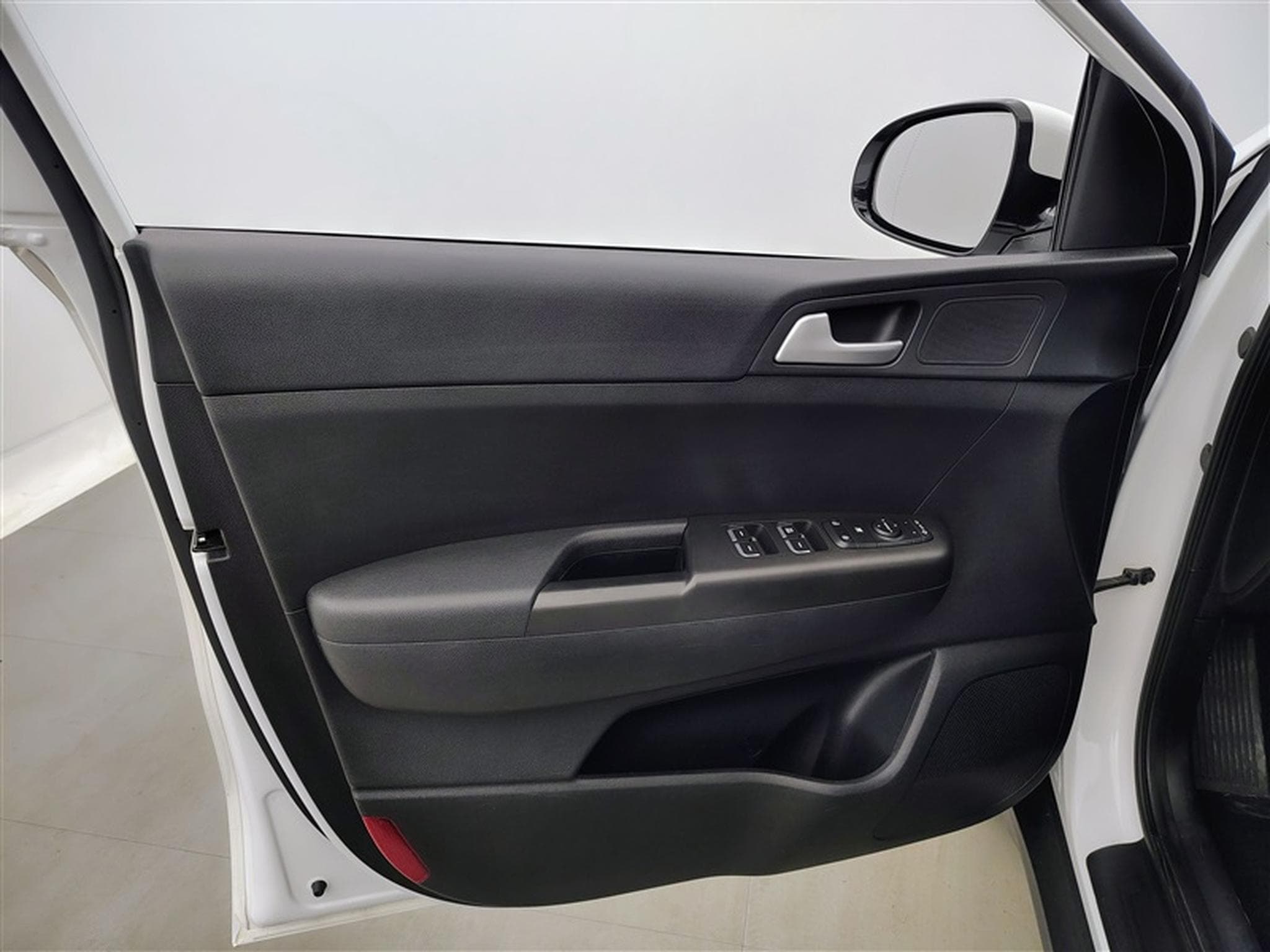 Kia Sportage 1.6 CRDi MHEV Business Line DCT (2020) - Photo 16