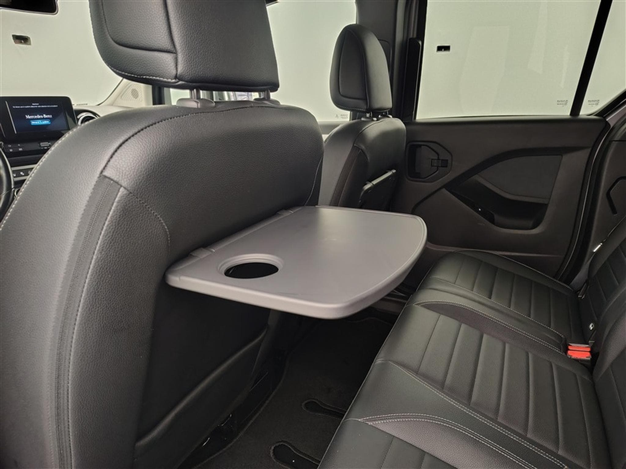 Mercedes T-Class 180d 7G-Tronic Family CUIR / NAVI / FULL LED / CAMERA / ALU (2022) - Photo 19