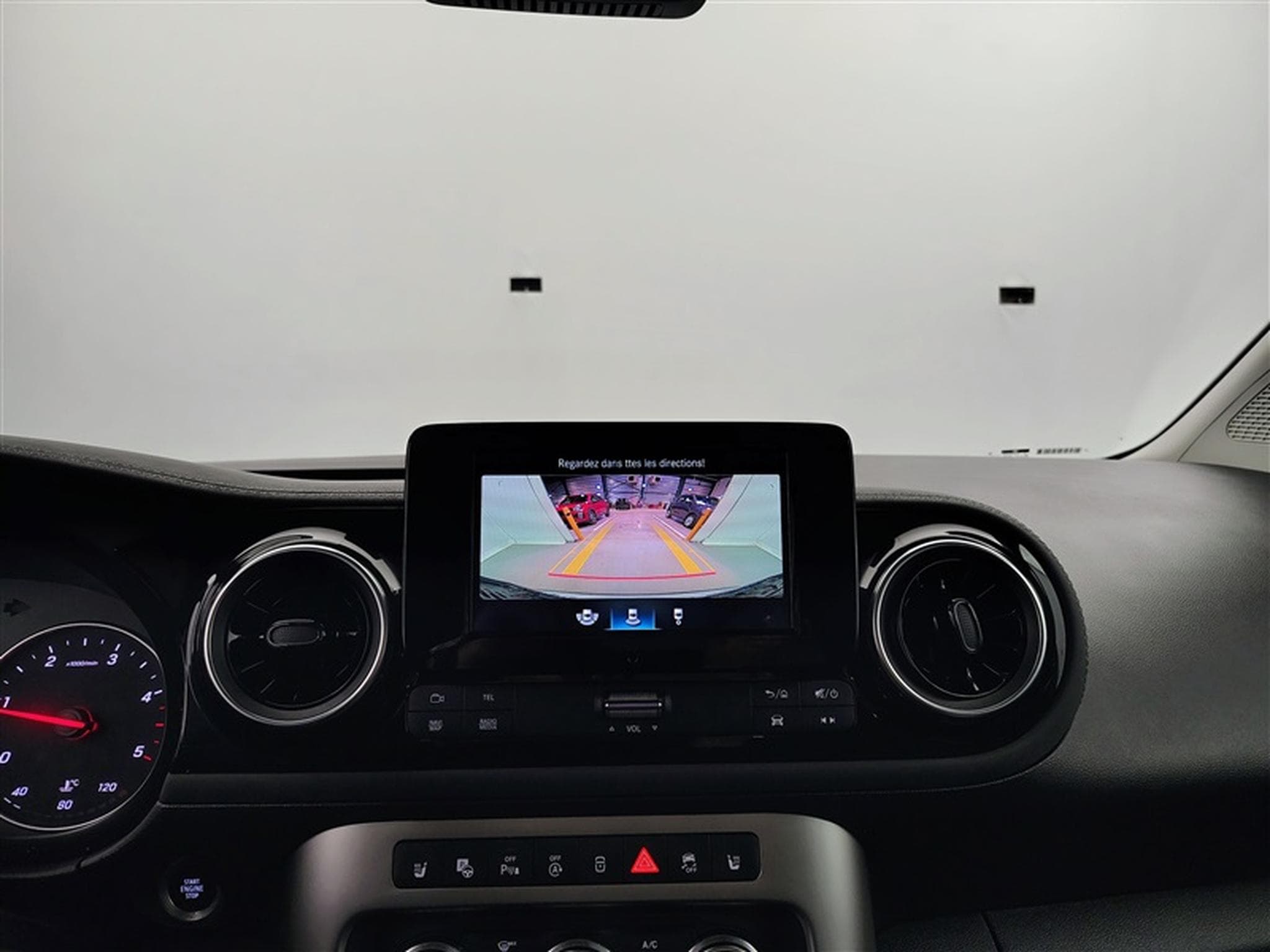 Mercedes T-Class 180d 7G-Tronic Family CUIR / NAVI / FULL LED / CAMERA / ALU (2022) - Photo 18