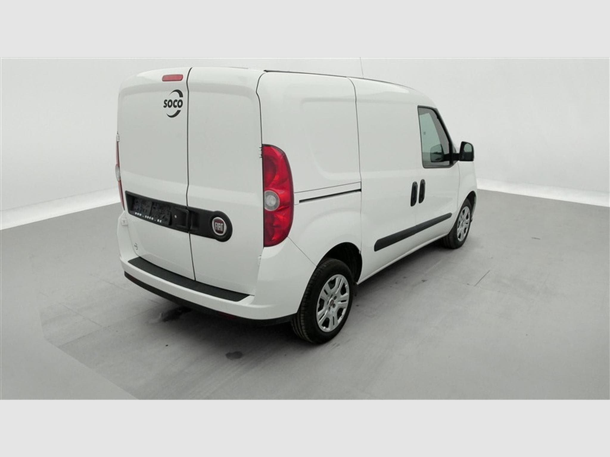 Fiat Doblo 1.6 MJET Cargo CLIM / CARPLAY (2023) - Photo 25