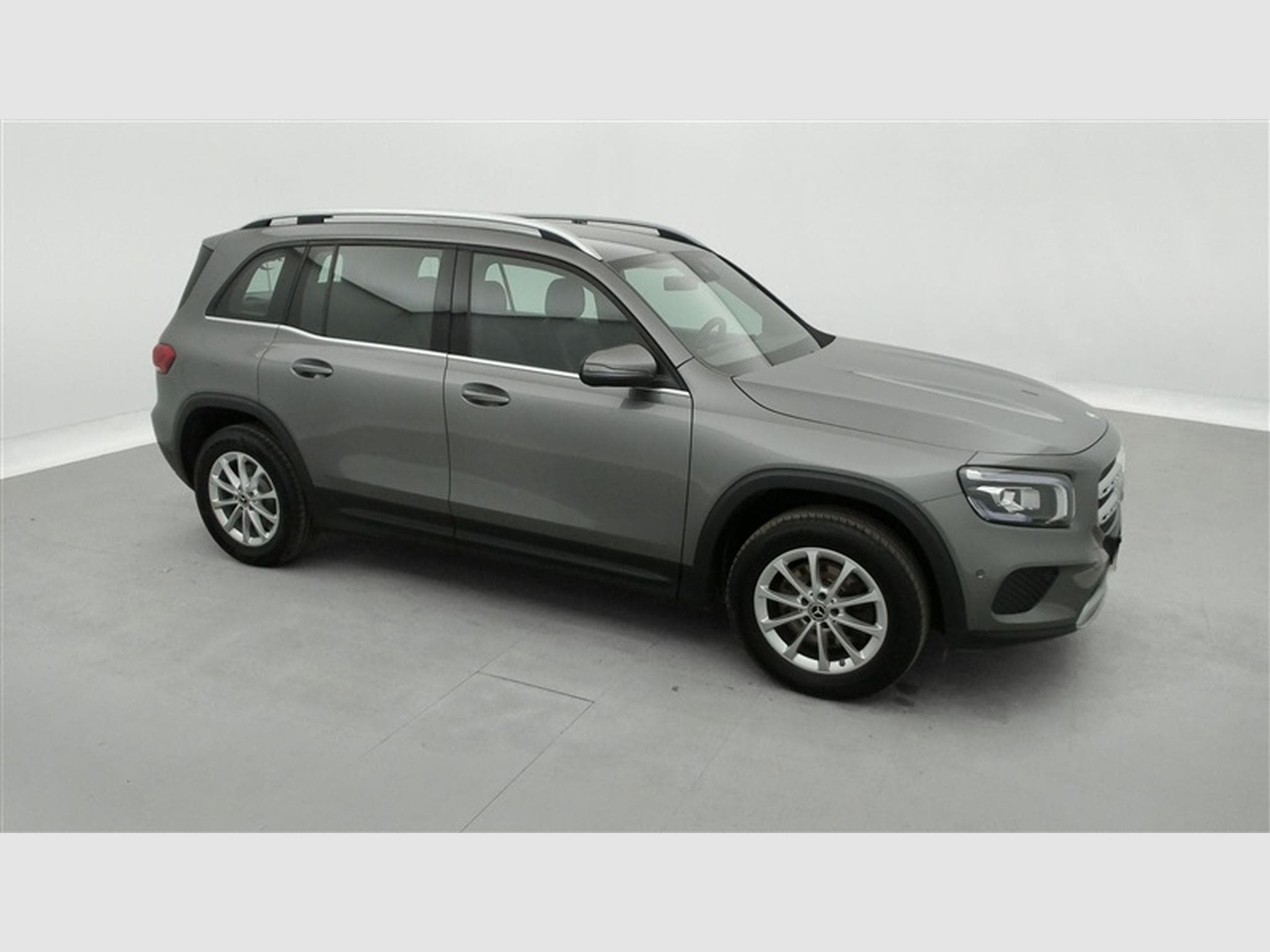 Mercedes GLB 180 **AUTO/NAVI/CARPLAY/CAMERA/7PLACES/SG CH** (2023) - Photo 22