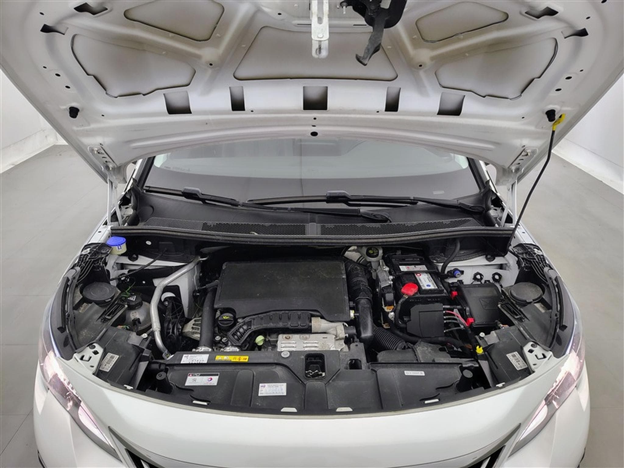 Peugeot 3008 1.2 PureTech Allure°NAV°CARPLAY°CAM°PDC°JA18 (2020) - Photo 21