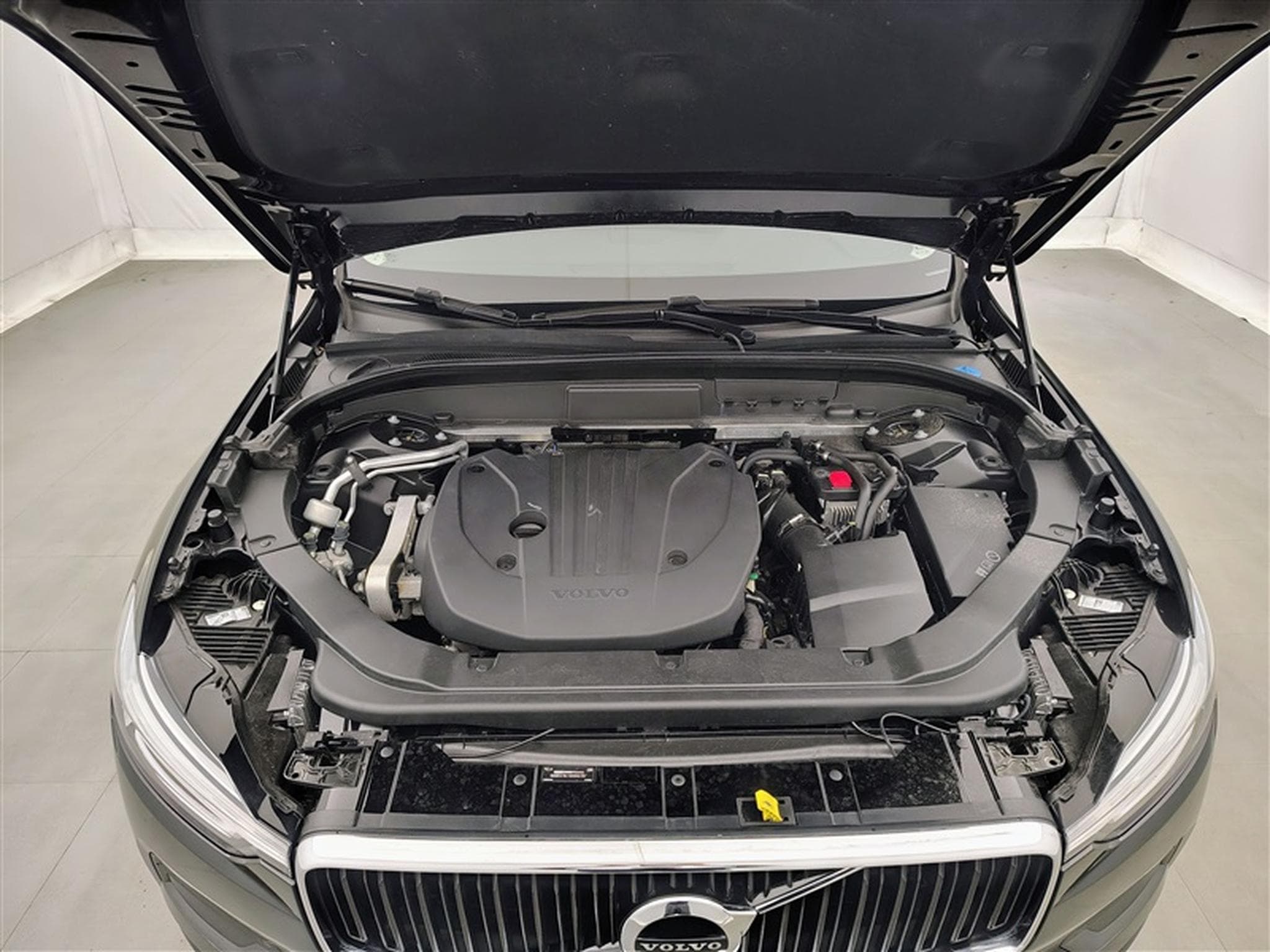 Volvo XC60 2.0 B4 Momentum Pro Gear. (2021) - Photo 21