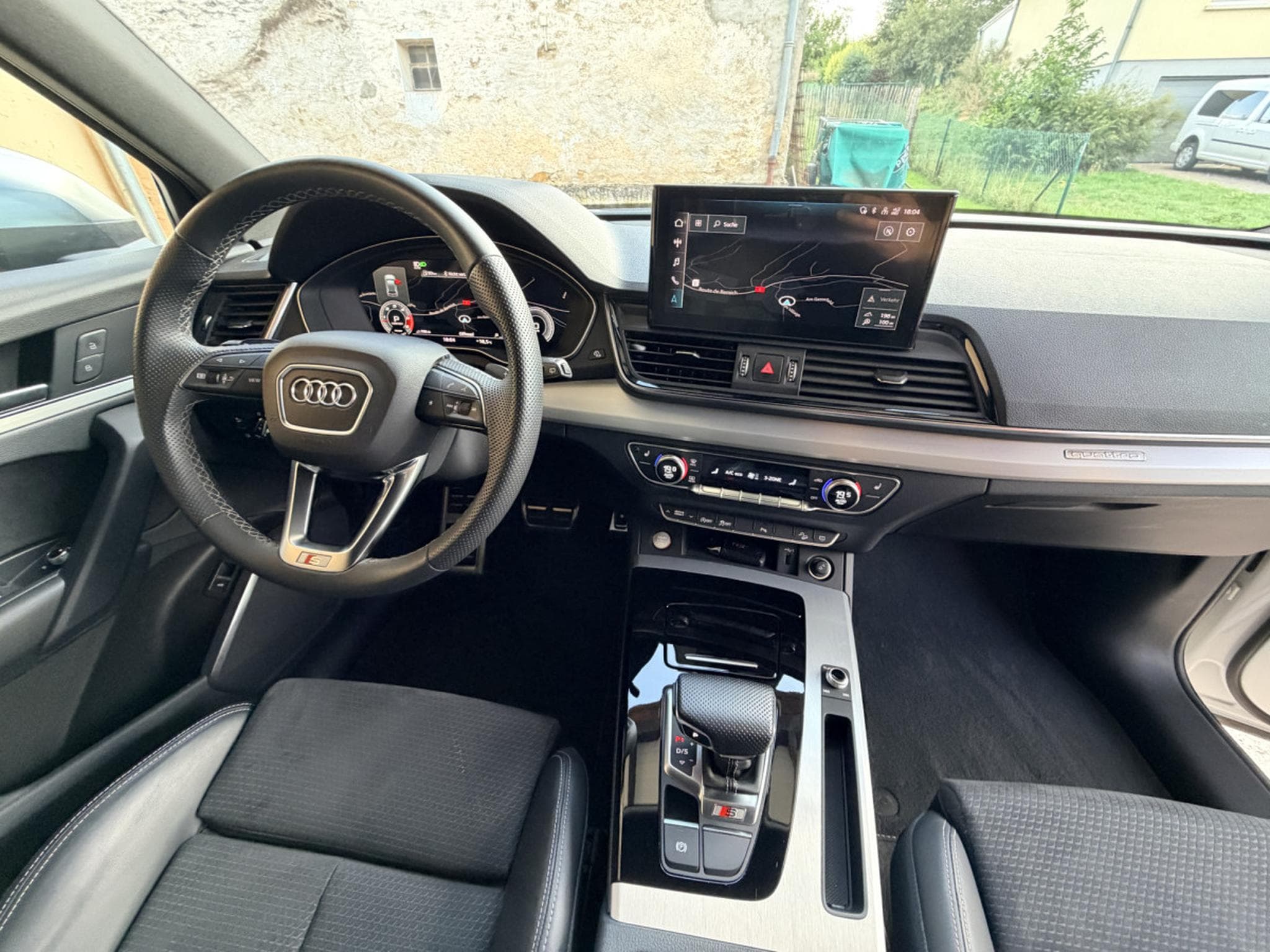 Audi SQ5 Quattro 341cv (2023) - Photo 8