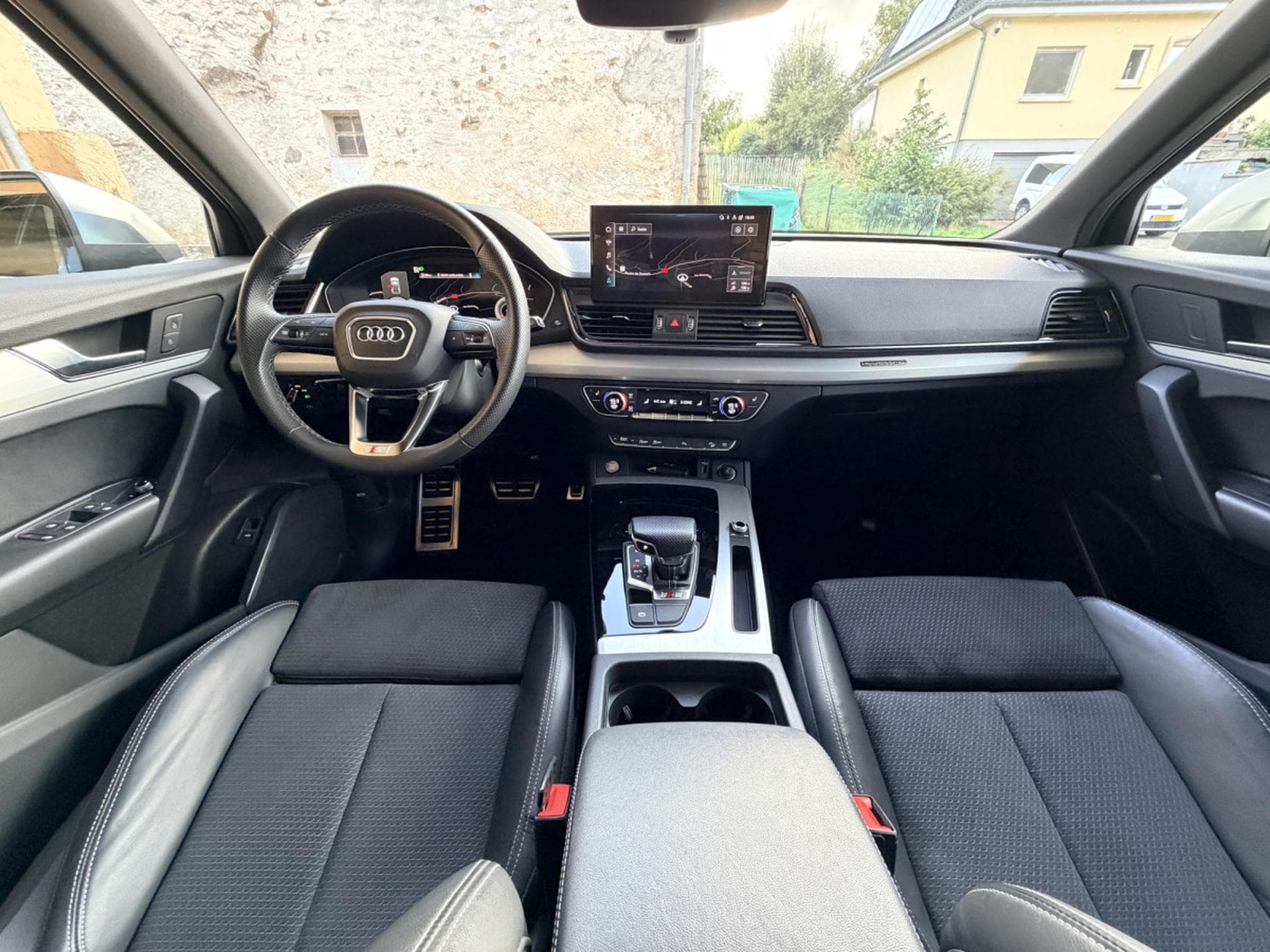 Audi SQ5 Quattro 341cv (2023) - Photo 11