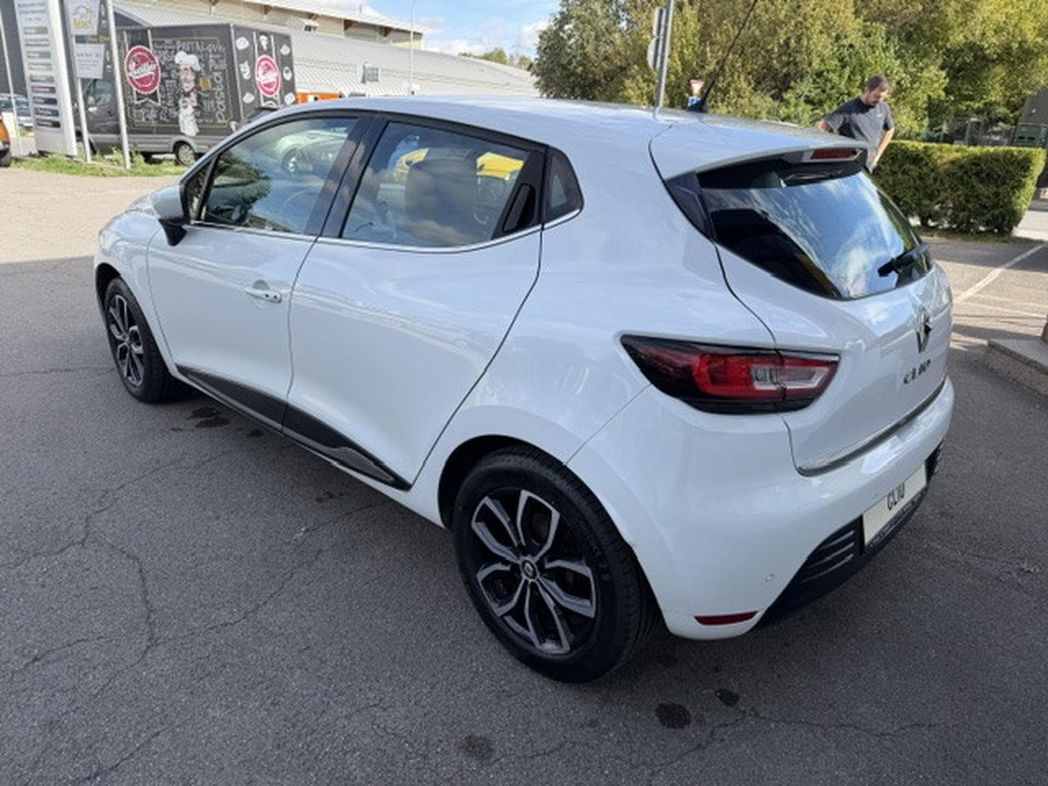 Renault Clio INTENS TCE 90 (2018) - Foto 3