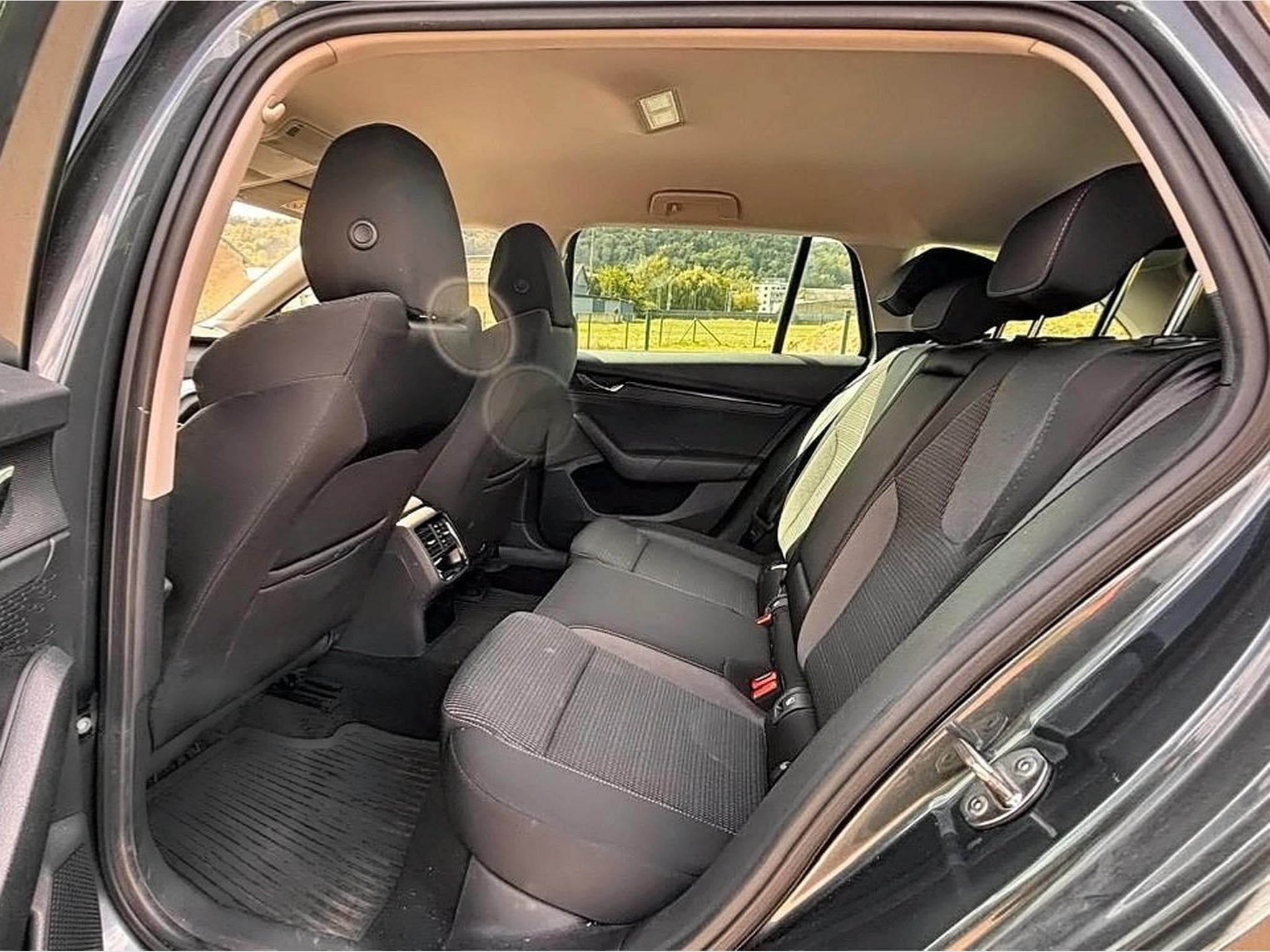 Skoda Octavia Combi (2021) - Foto 6