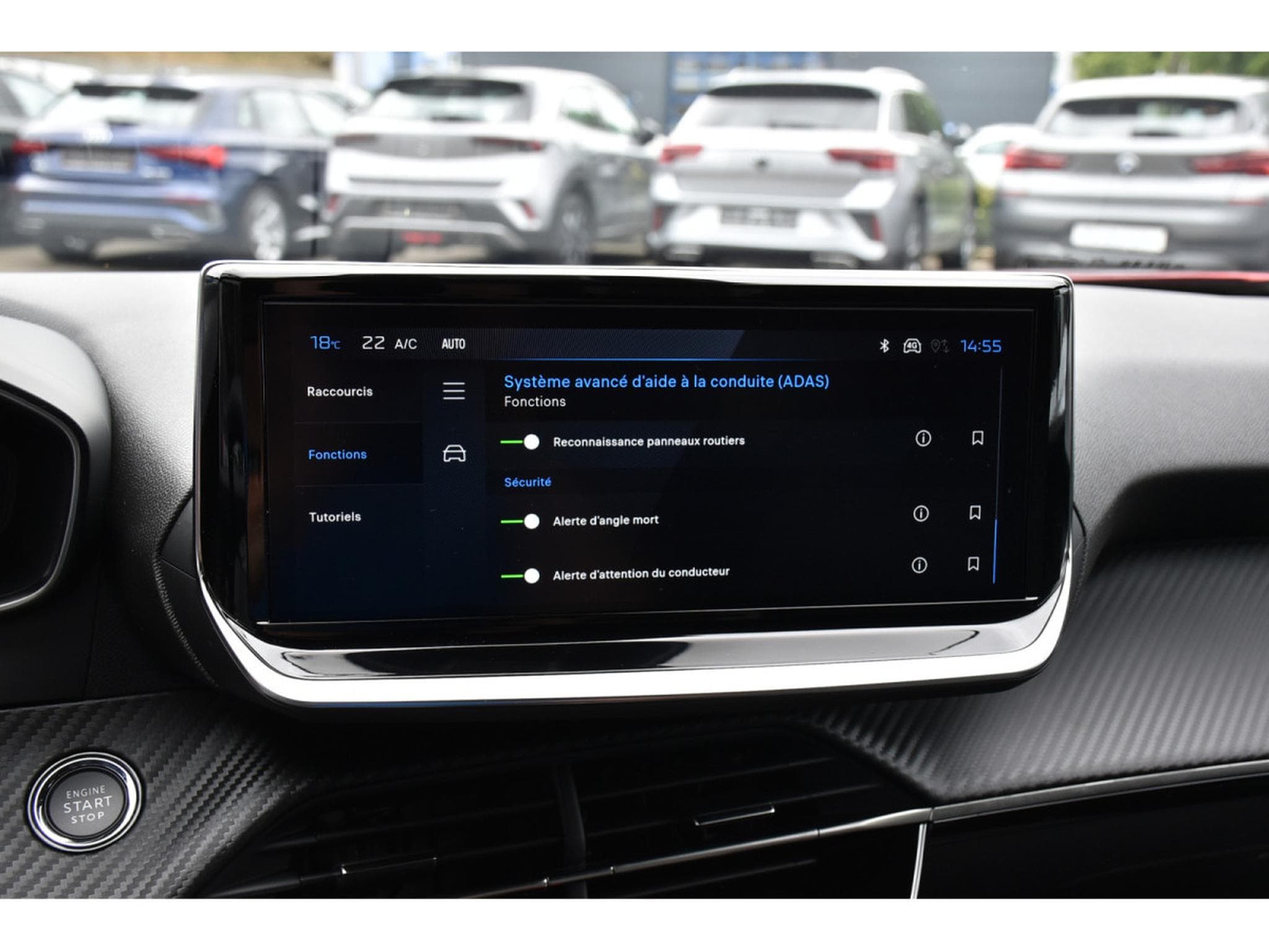 Peugeot 2008 1.2 Hybrid 145 Allure e-DCS6 ACC LANE SIDE GPS CAM360 1°MAIN (2025) - Photo 17