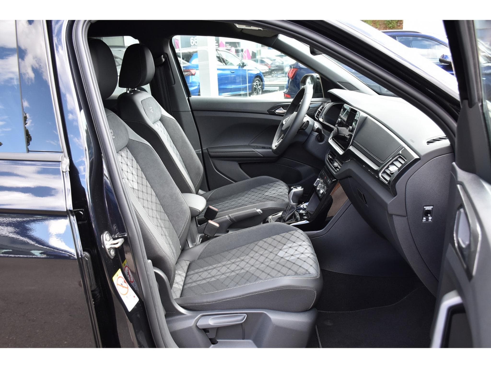 VW T-Cross 1.0 TSI 115 DSG R-Line Limited Black Style NEUF (2026) - Photo 7