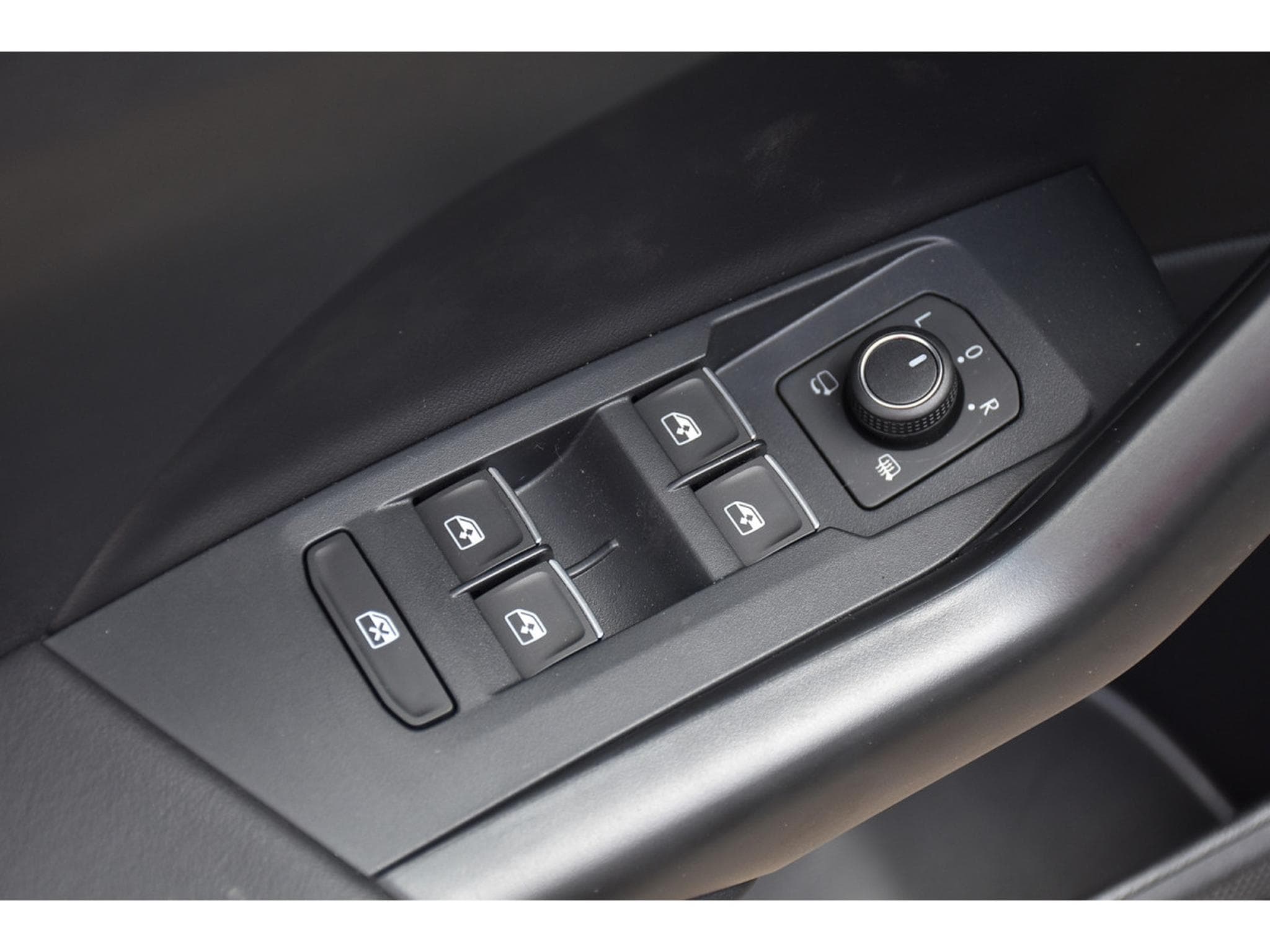VW T-Cross 1.0 TSI 115 DSG R-Line Limited Black Style NEUF (2026) - Photo 22