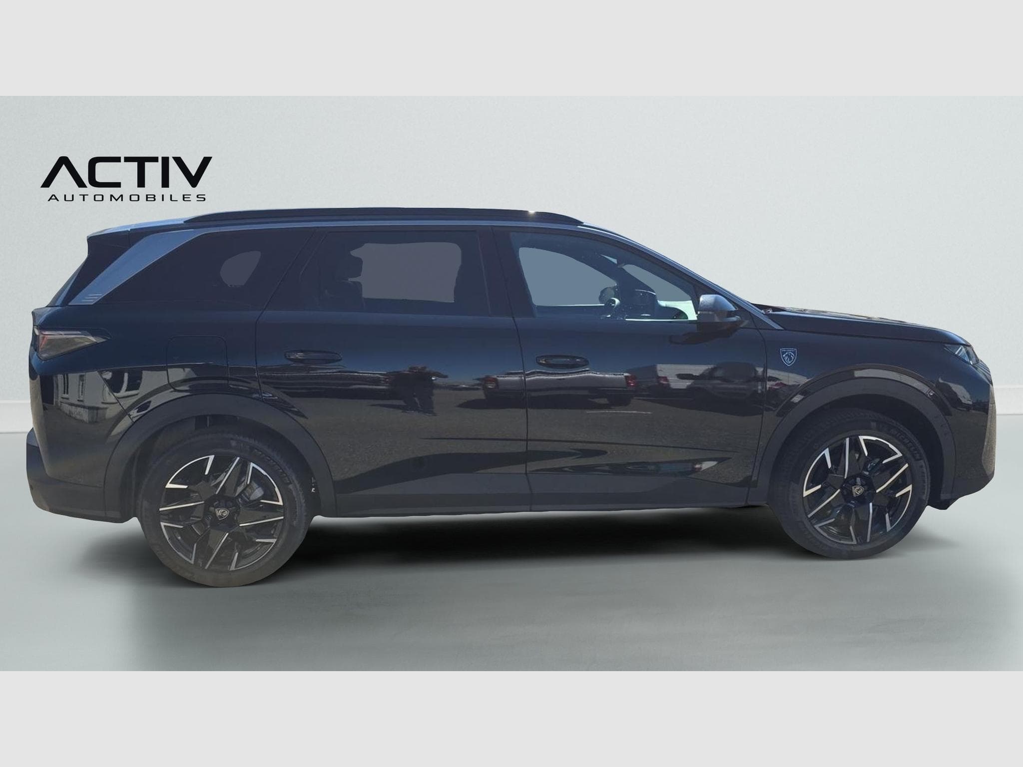 Peugeot 5008 Hybrid 145 e-DCS6 GT (2026) - Photo 8