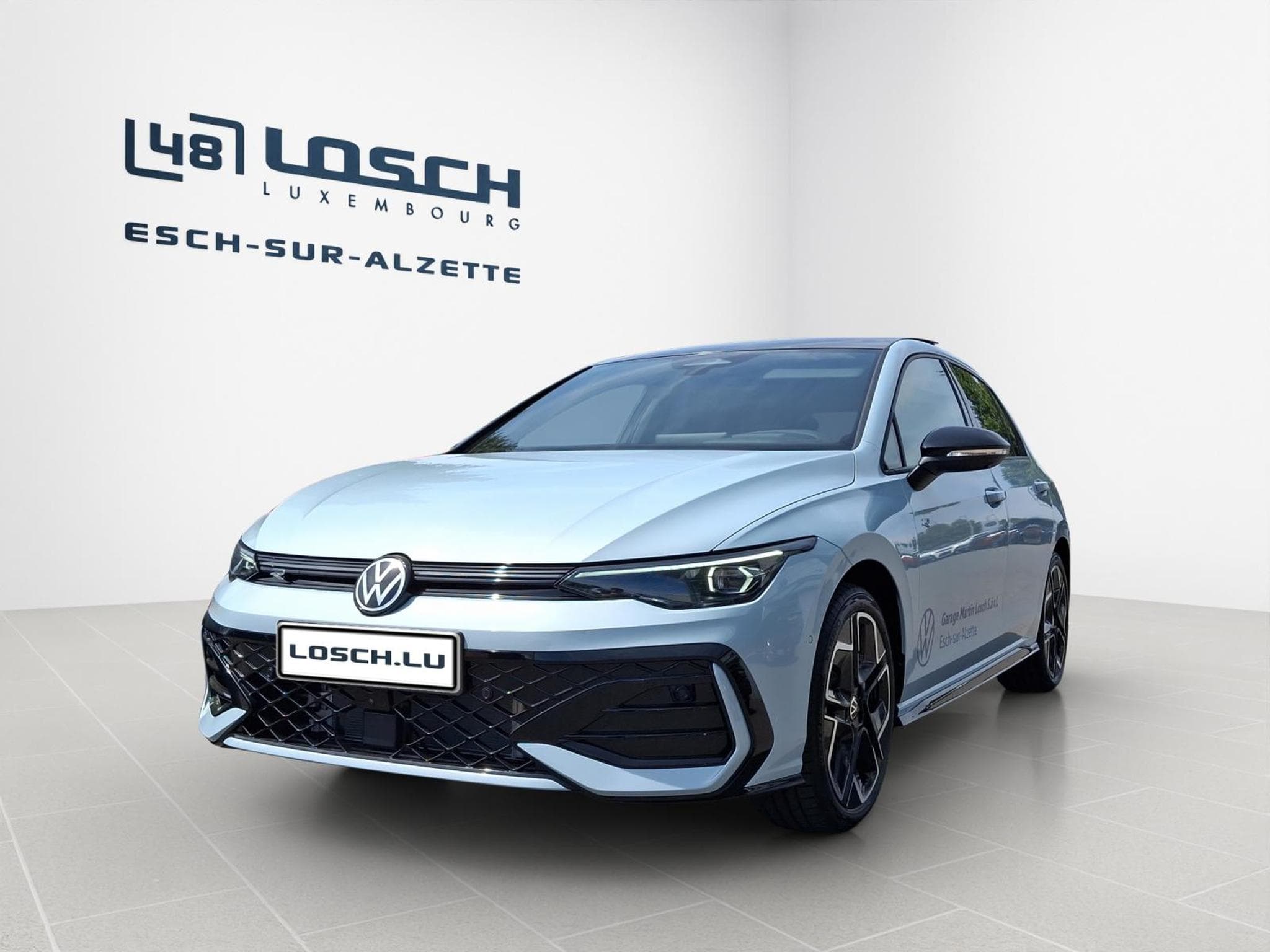 VW Golf R-Line (2026) - Photo 2