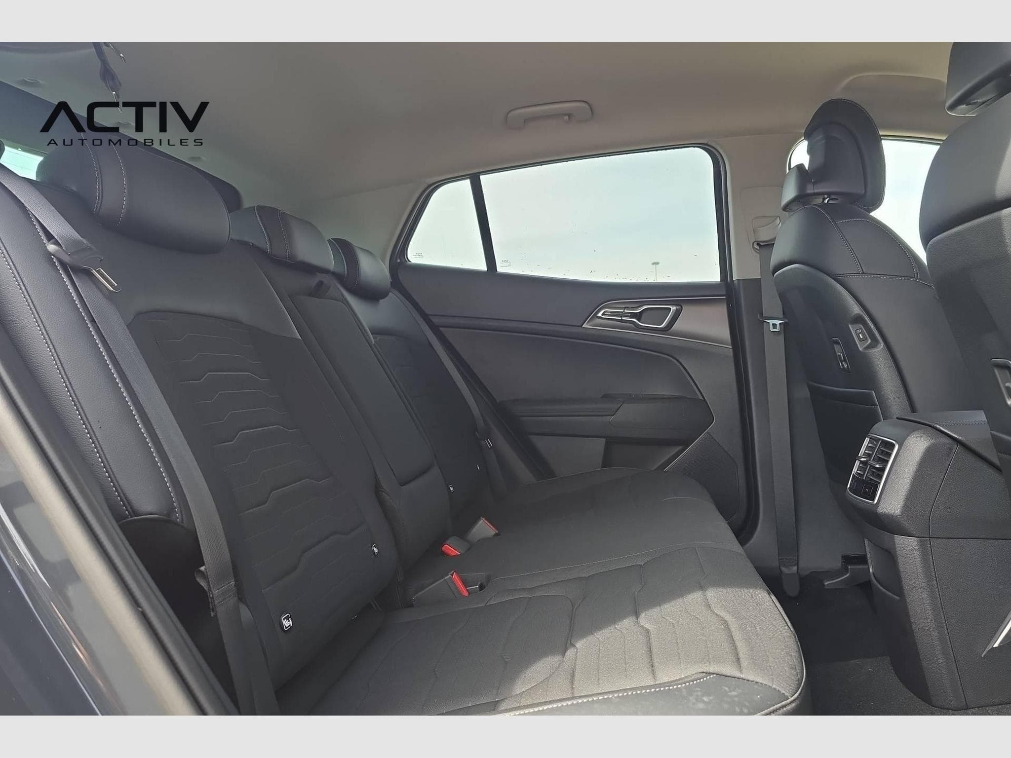 Kia SPORTAGE Hybride 239 ch BVA6 Active (2026) - Photo 10
