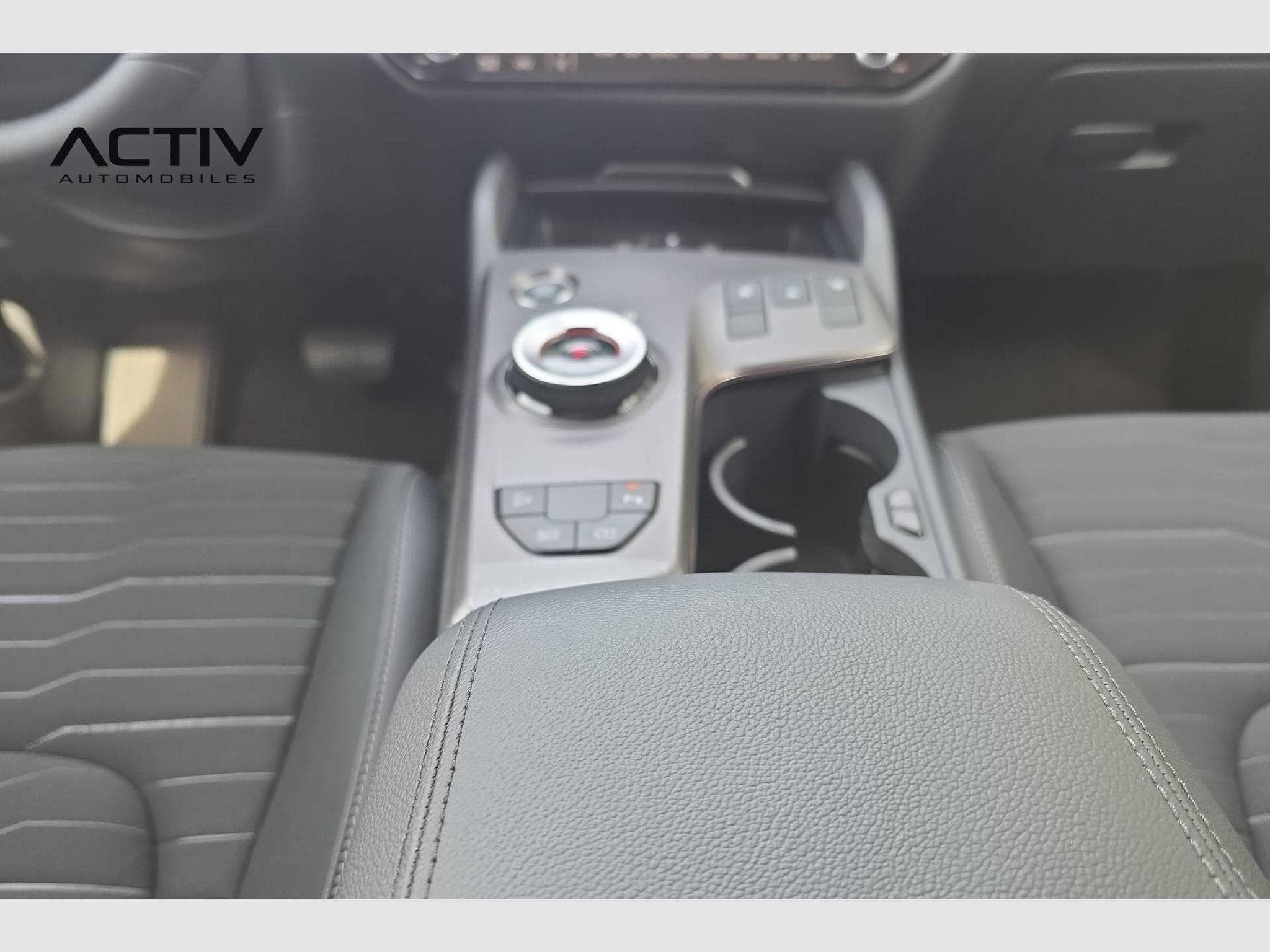 Kia SPORTAGE Hybride 239 ch BVA6 Active (2026) - Photo 10