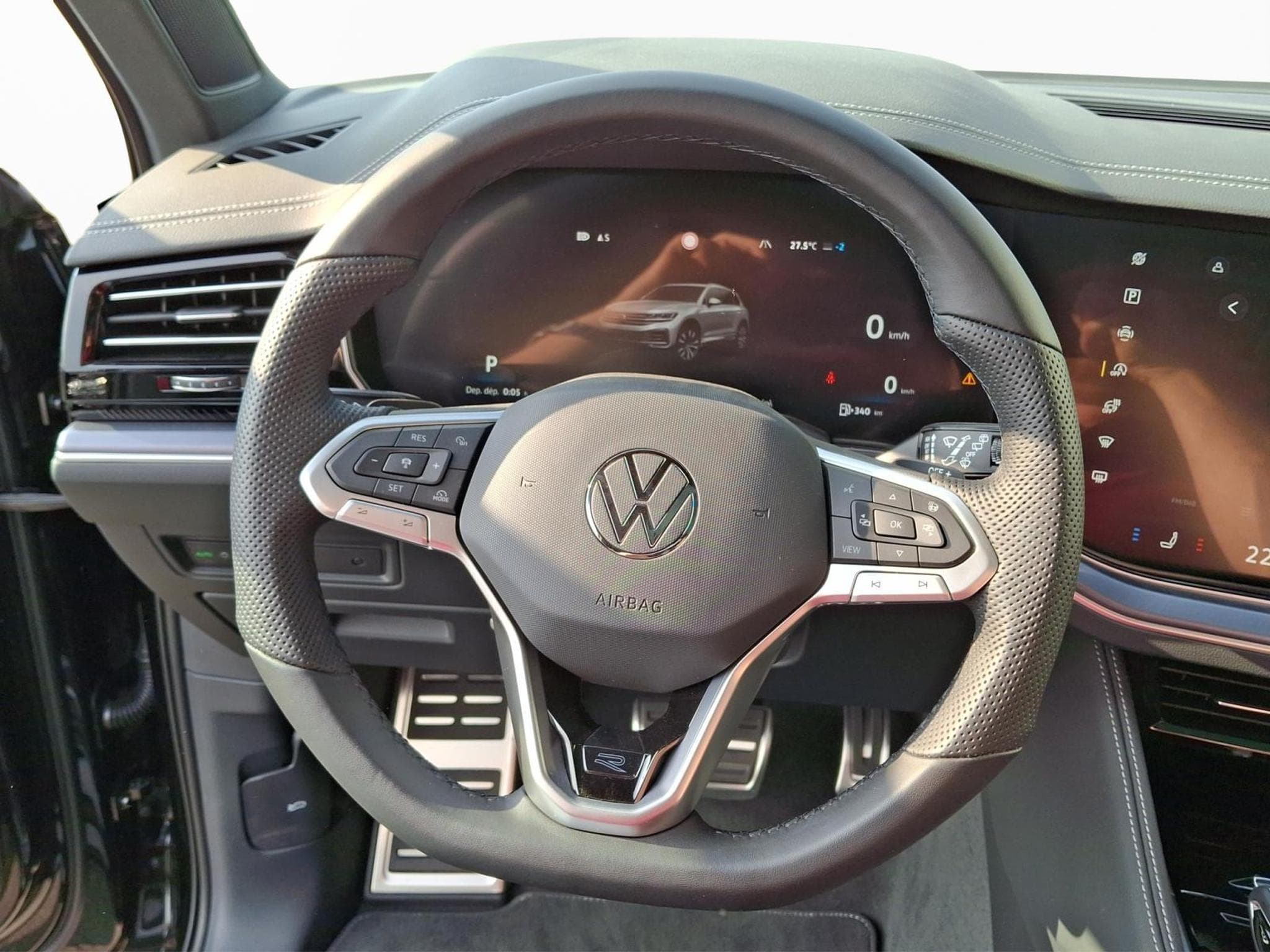 VW Touareg R-Line (2026) - Photo 11