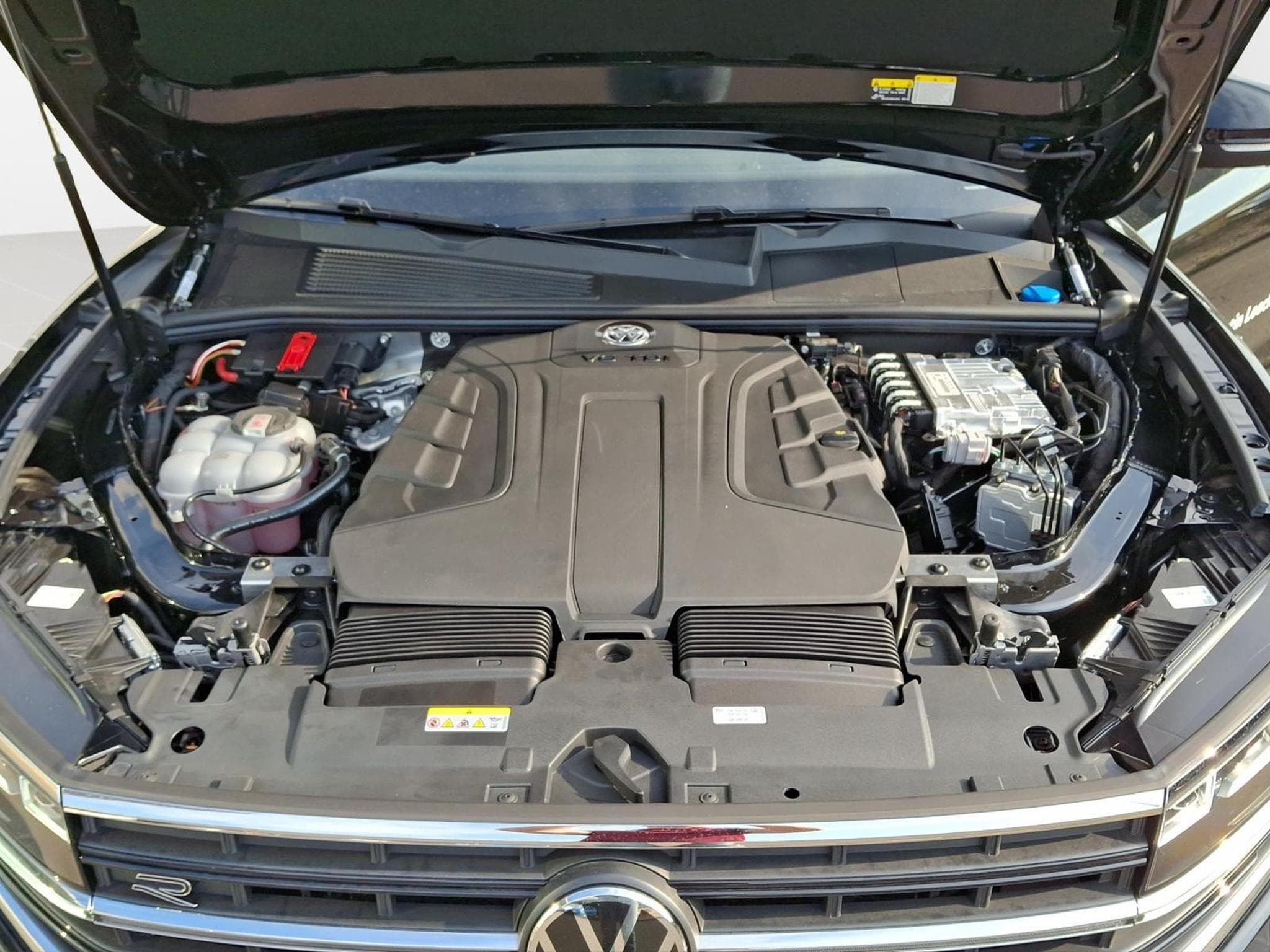 VW Touareg R-Line (2026) - Photo 20