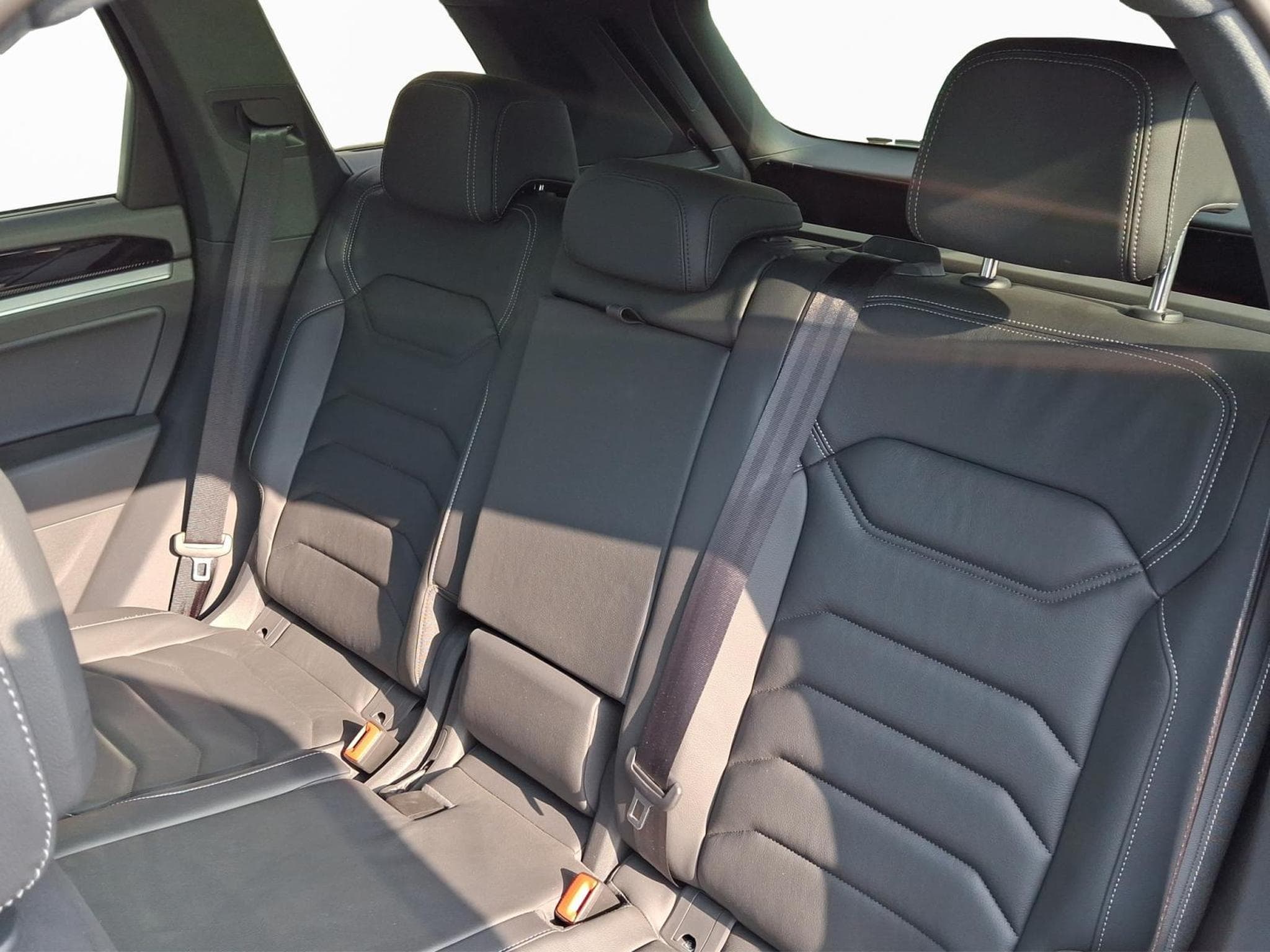 VW Touareg R-Line (2026) - Photo 18
