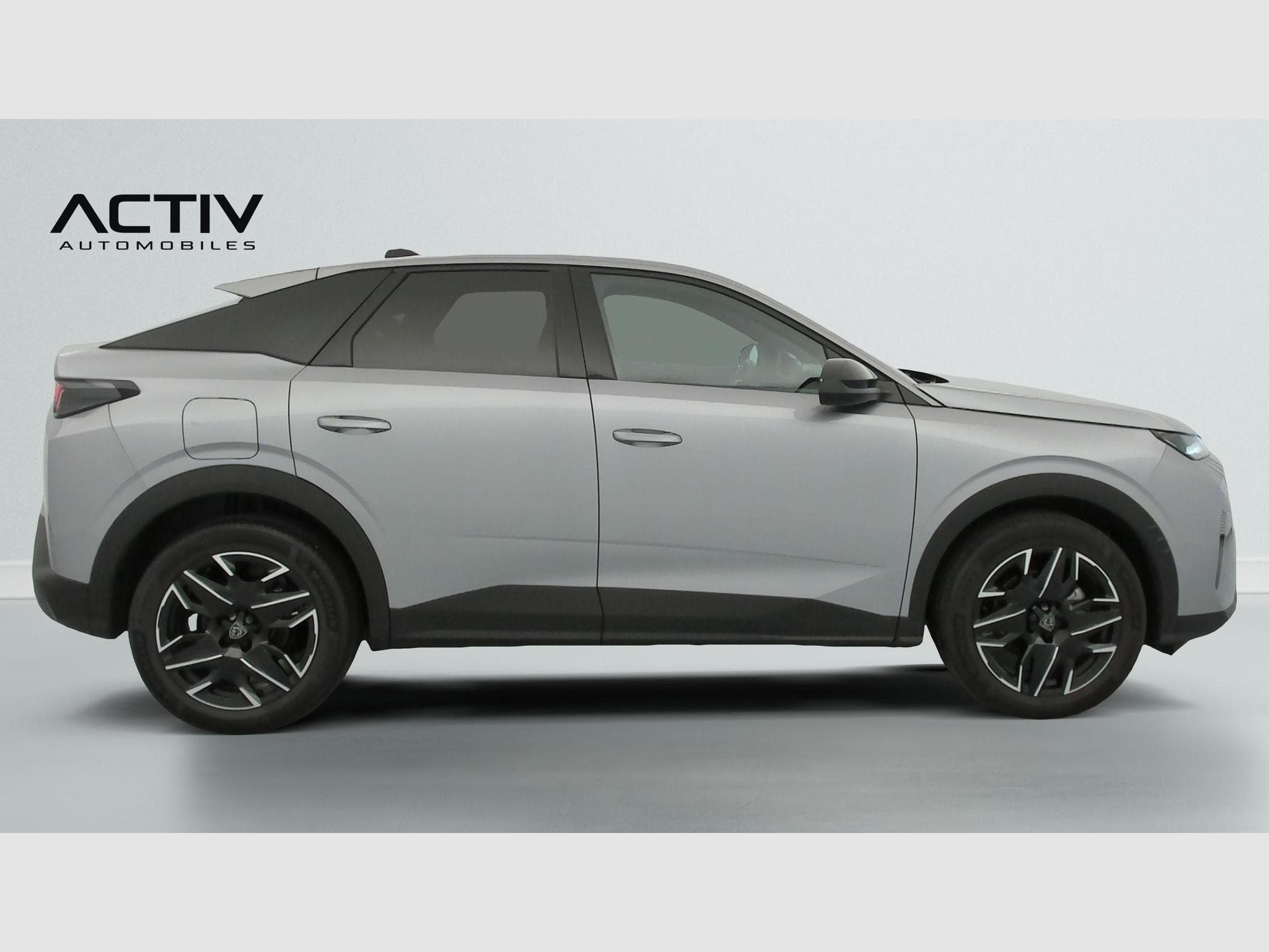 Peugeot 3008 Hybrid 145 e-DCS6 Allure (2025) - Photo 8
