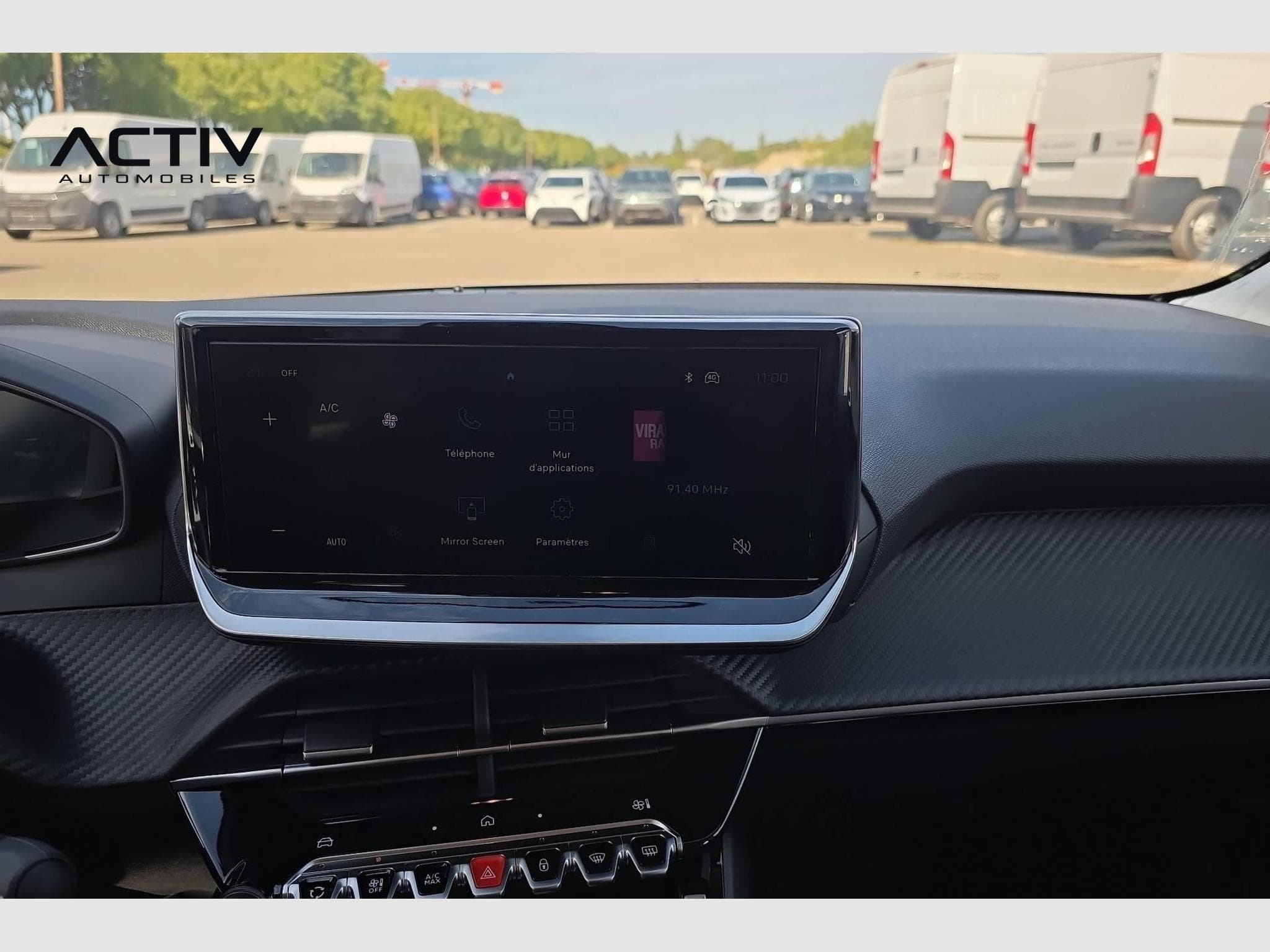 Peugeot 208 Hybrid 110 ch e-DCS6 Allure (2026) - Photo 18