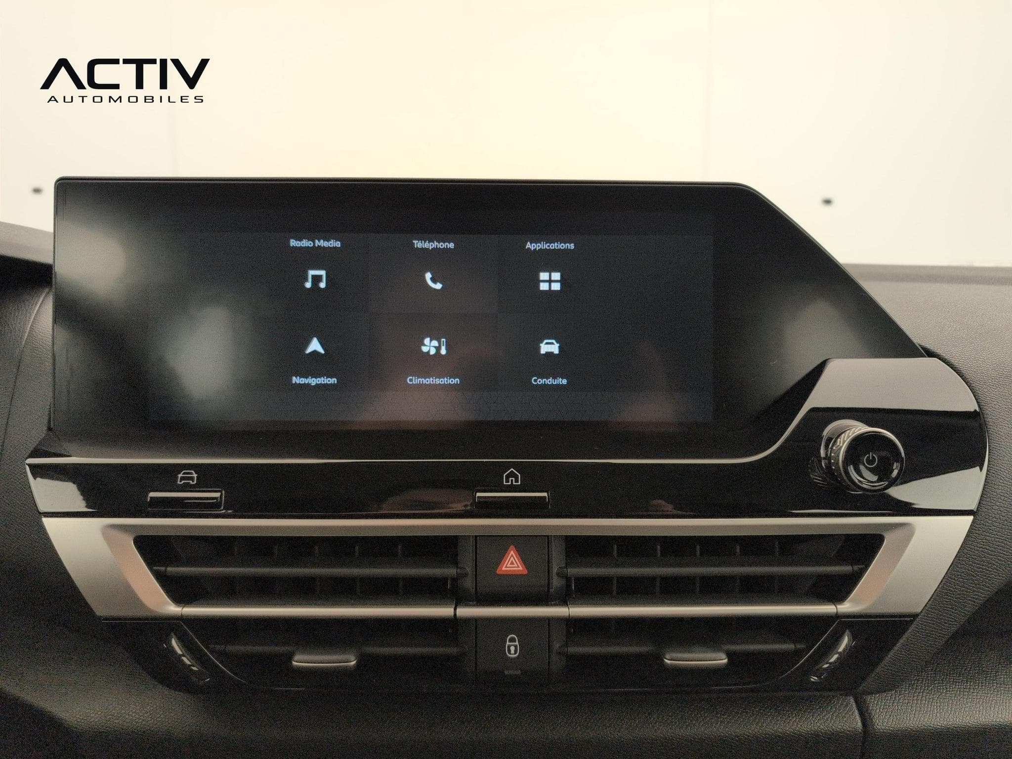 Citroën C4 Hybride 110 ch e-DCS6 You (2025) - Photo 18