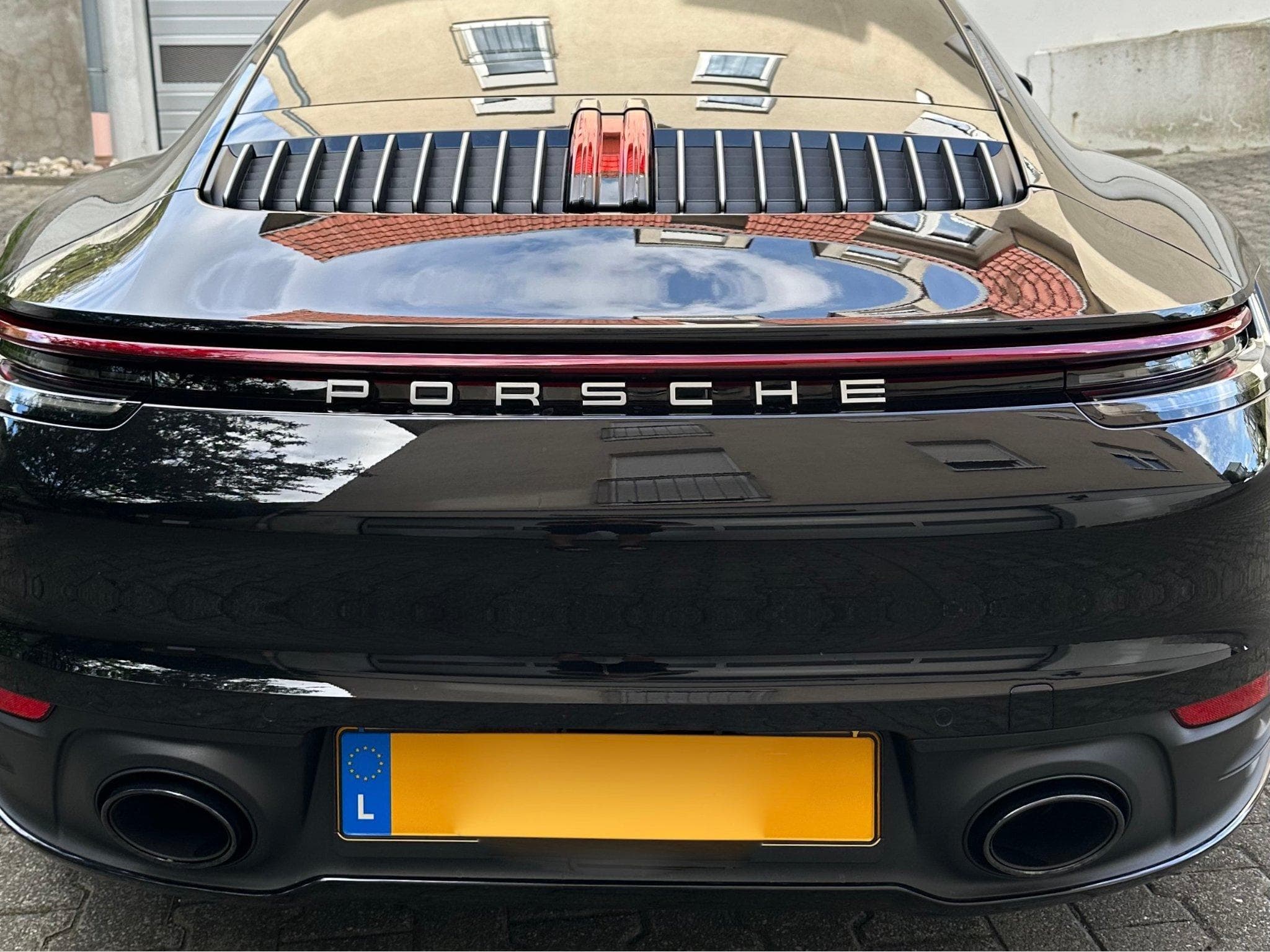 Porsche 992 Carrera 4S (2023) - Photo 3