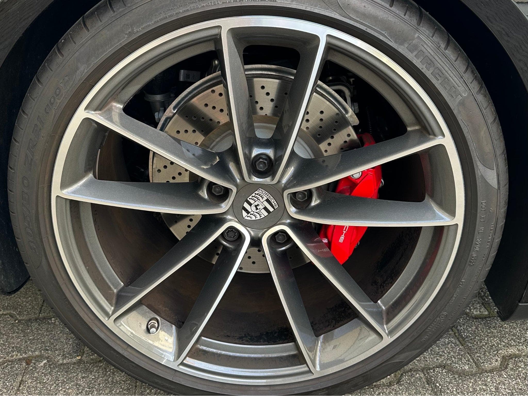 Porsche 992 Carrera 4S (2023) - Photo 5