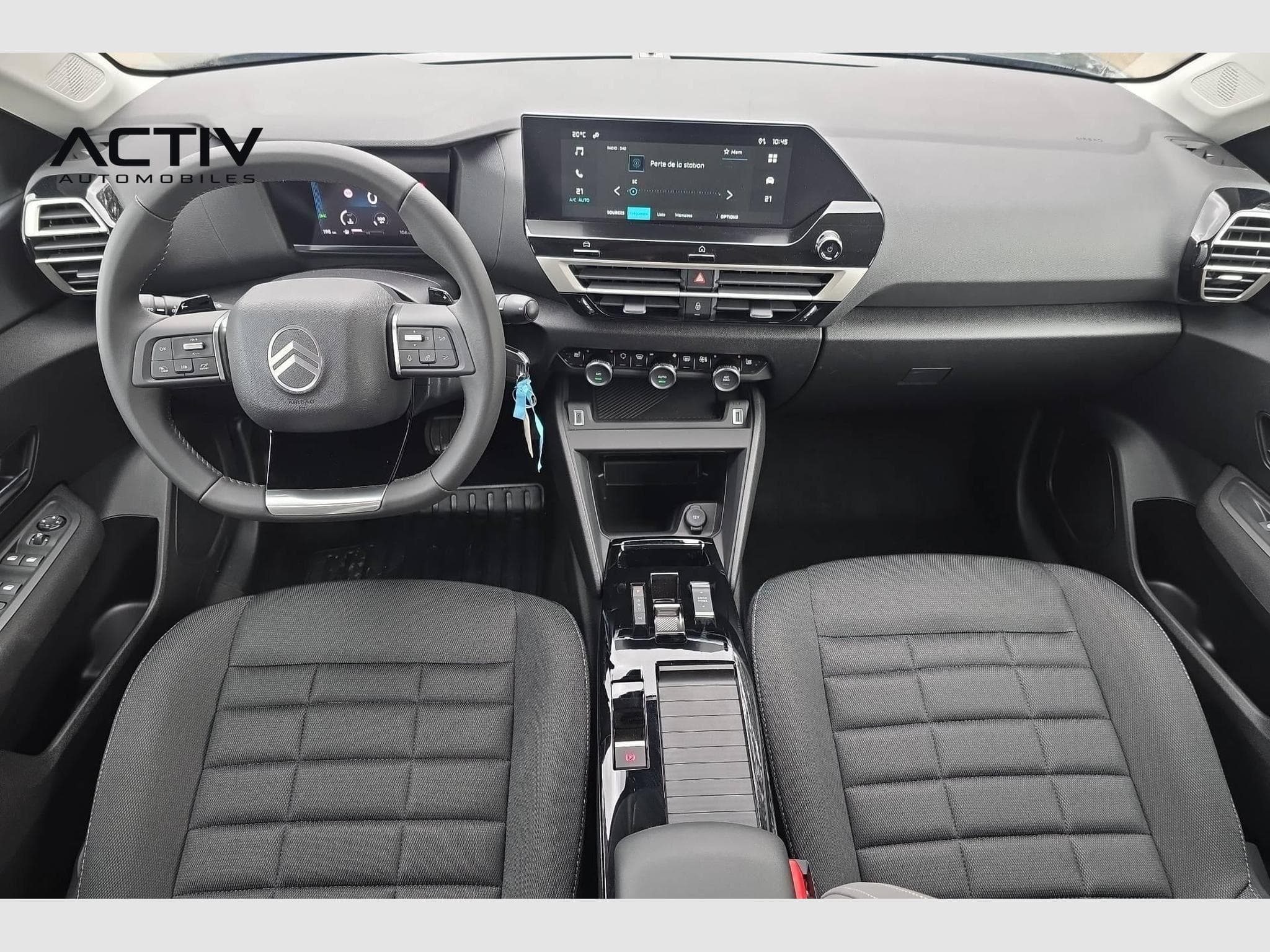 Citroën C4 PureTech 130 EAT8 Plus (2025) - Photo 12