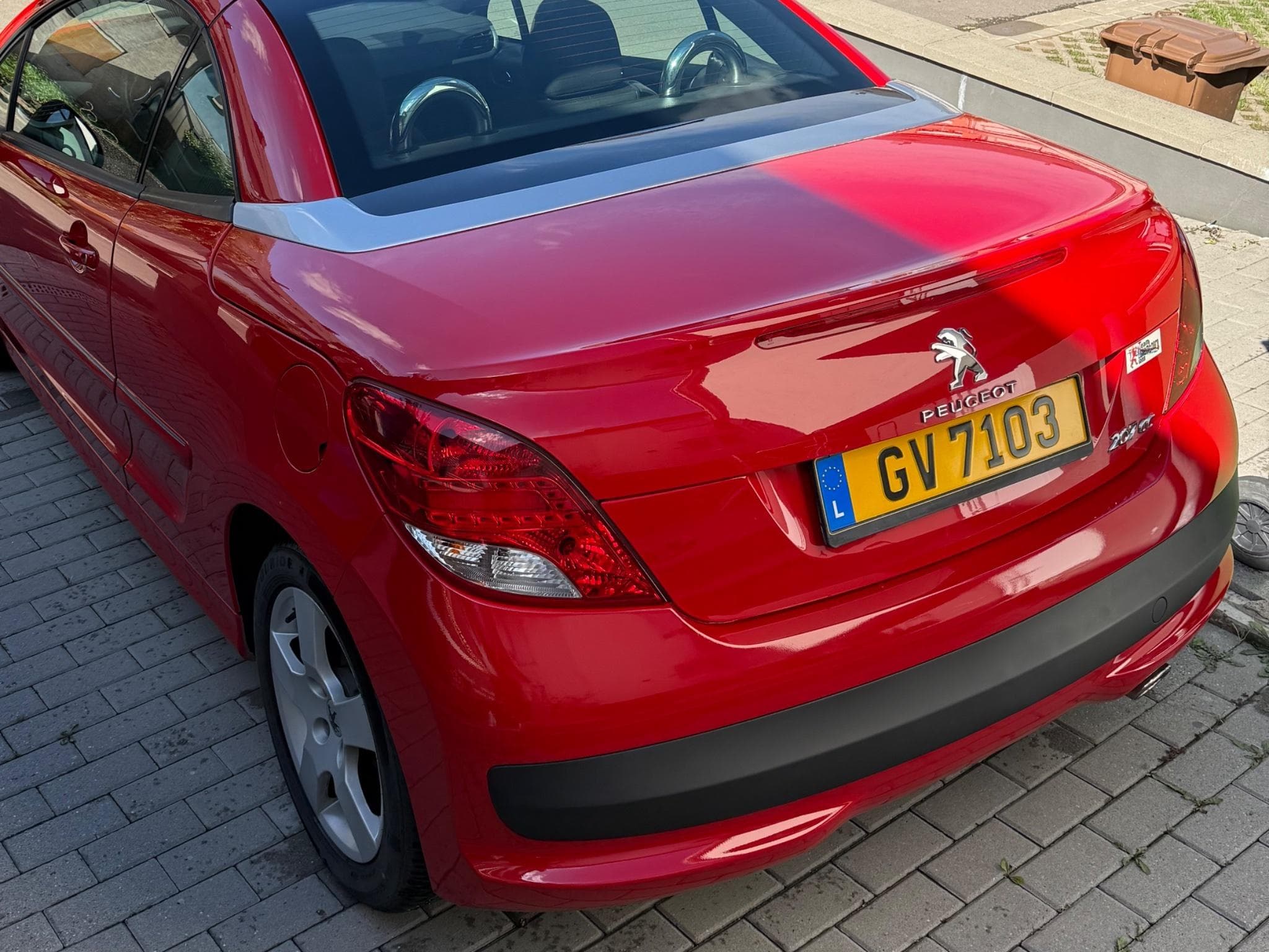 Peugeot 207 (2012) - Photo 2