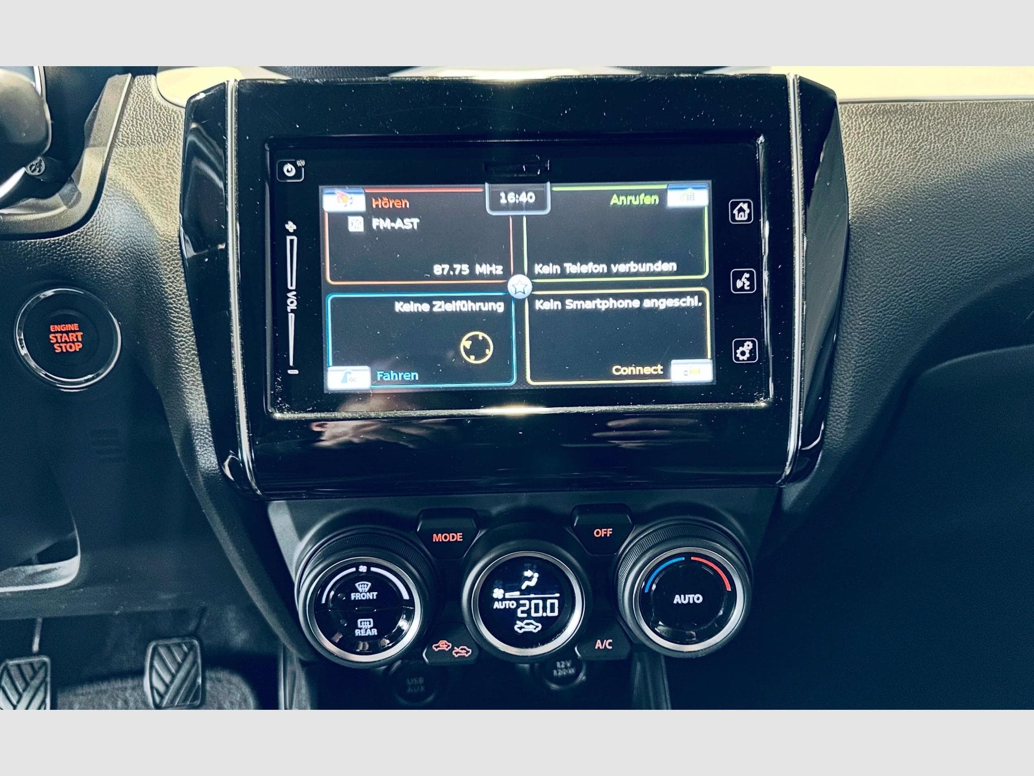 Suzuki Swift SWIFT COMFORT DUALJET MILD-HYBRID (2019) - Photo 11