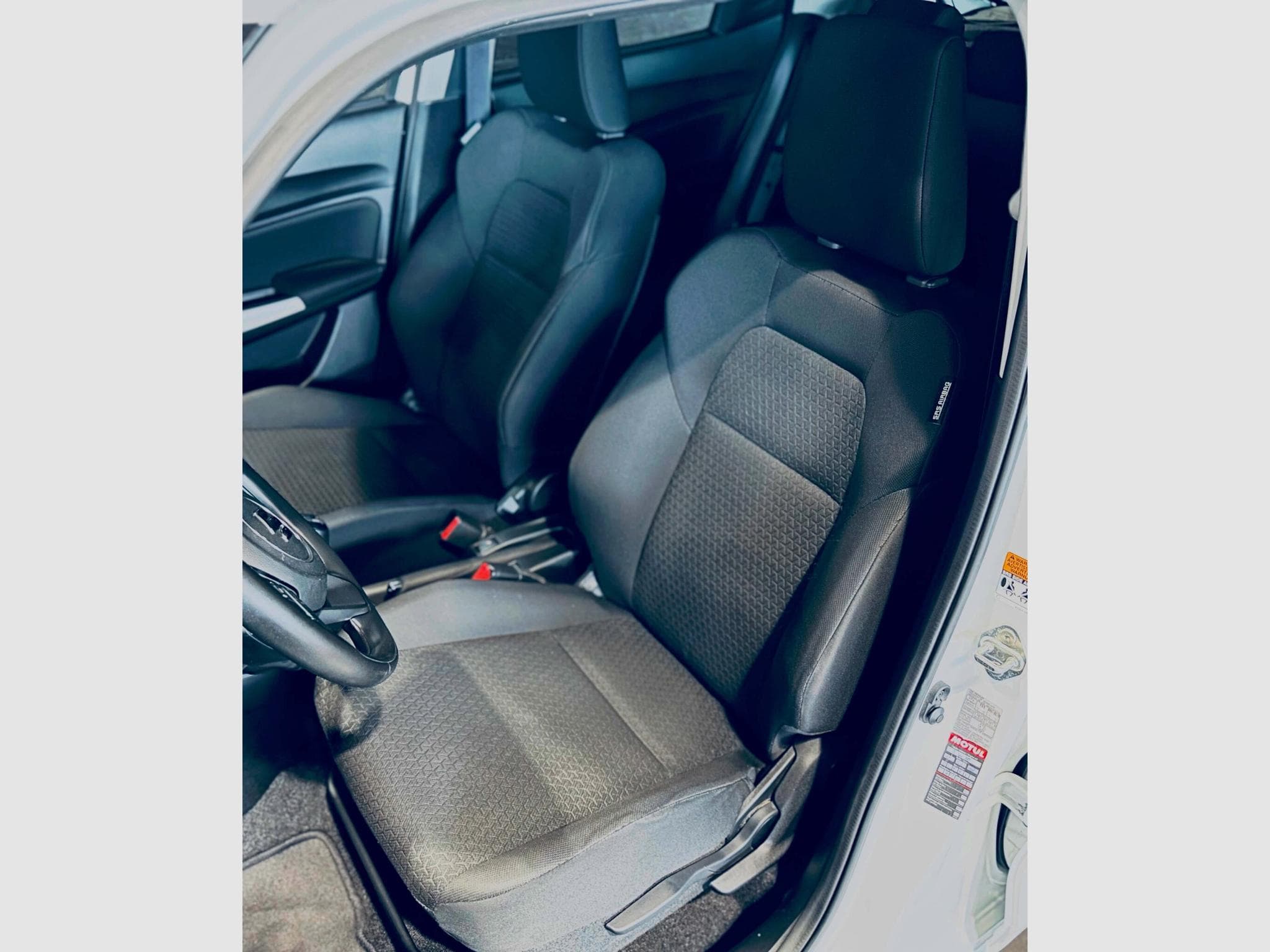 Suzuki Swift SWIFT COMFORT DUALJET MILD-HYBRID (2019) - Photo 7